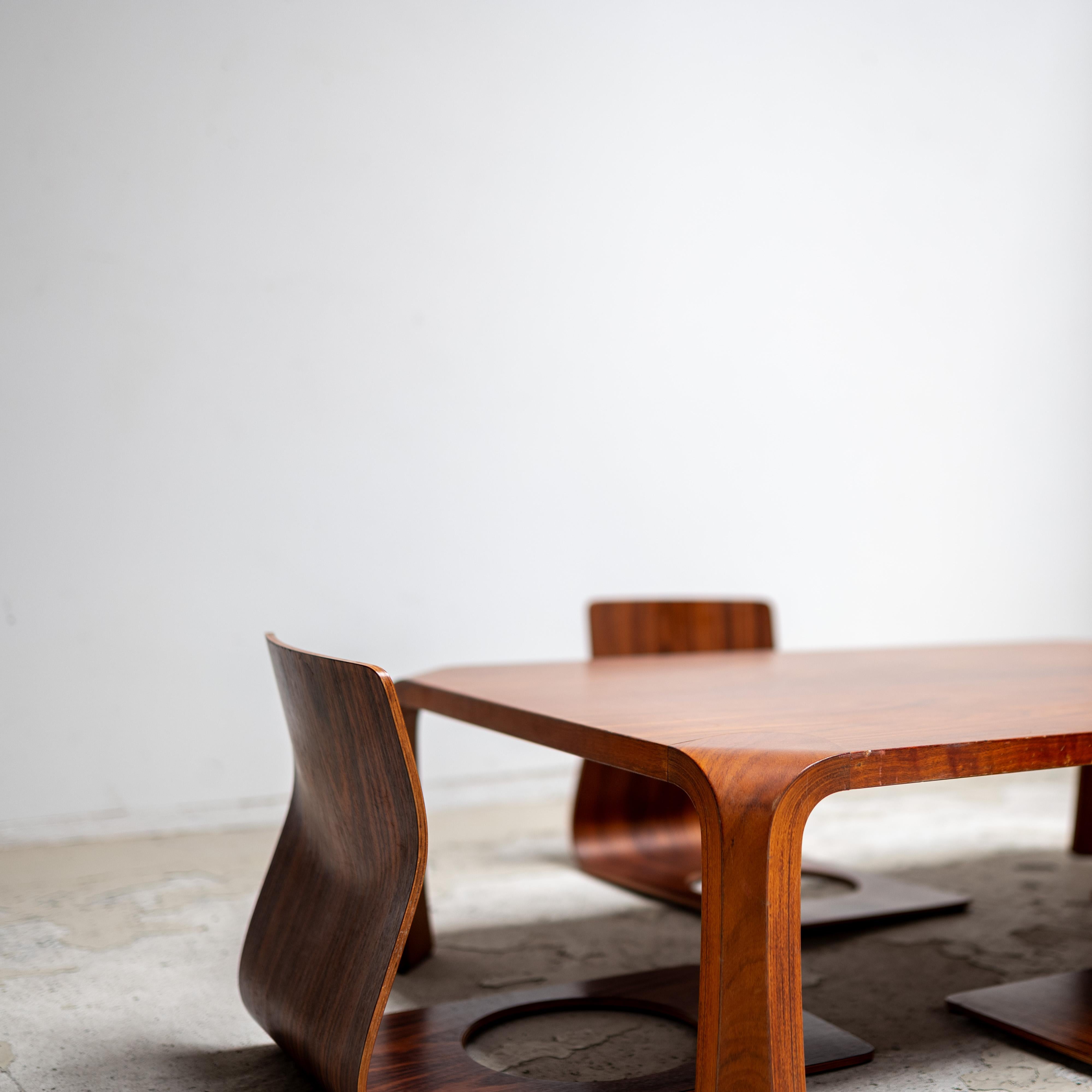 Table Set With Four Chairs for Tendo Mokko, 1960s In Good Condition For Sale In Tokyo, Tokyo