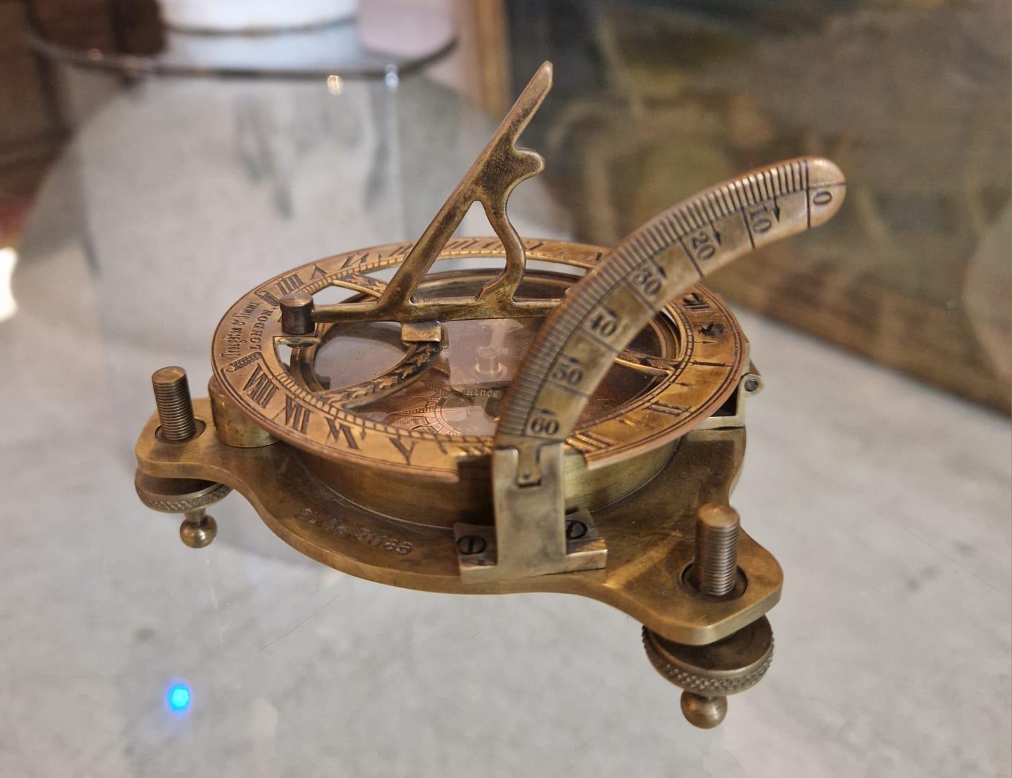 Table sextant by Throughton & Simms In Excellent Condition For Sale In BORDEAUX, FR