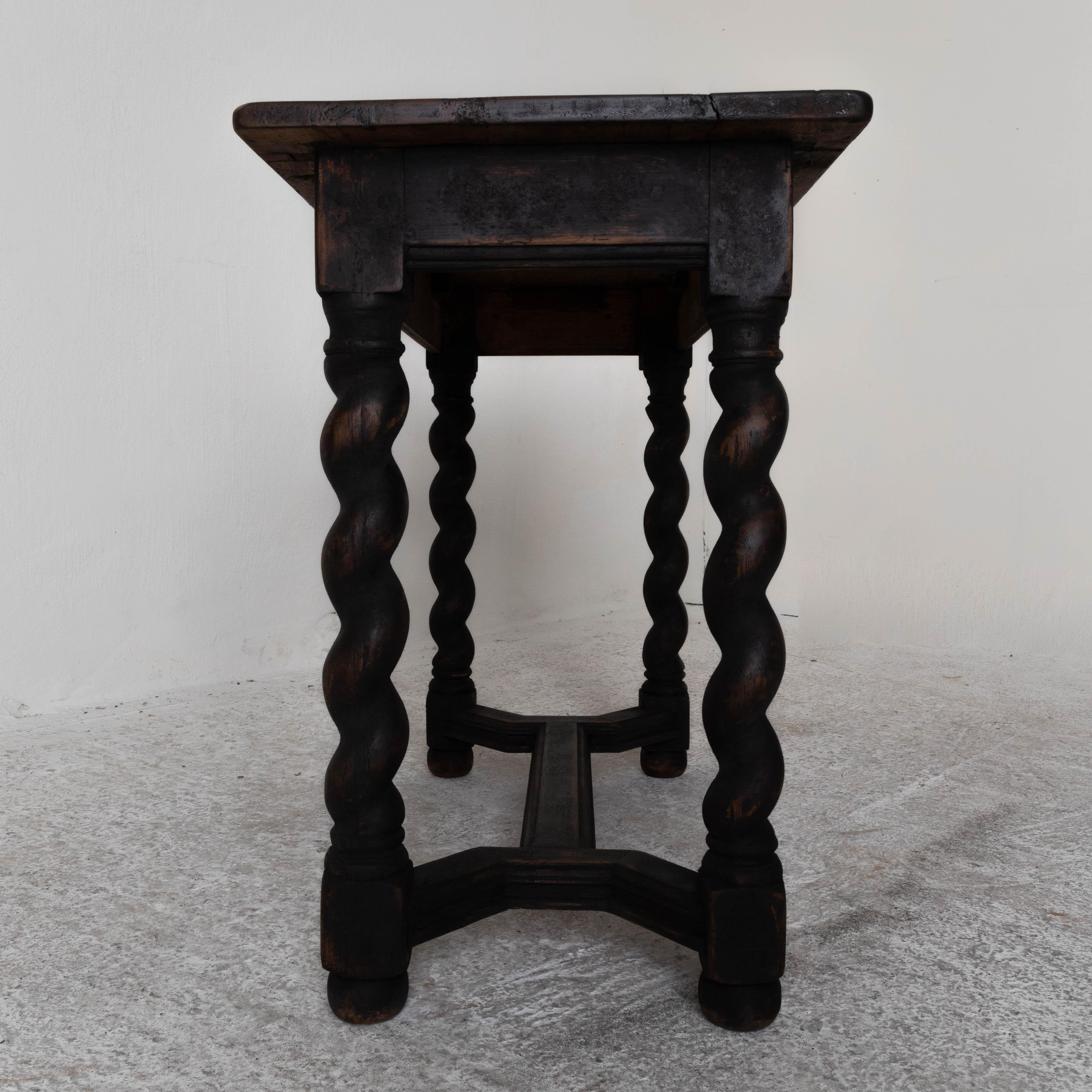 antique table with spiral legs