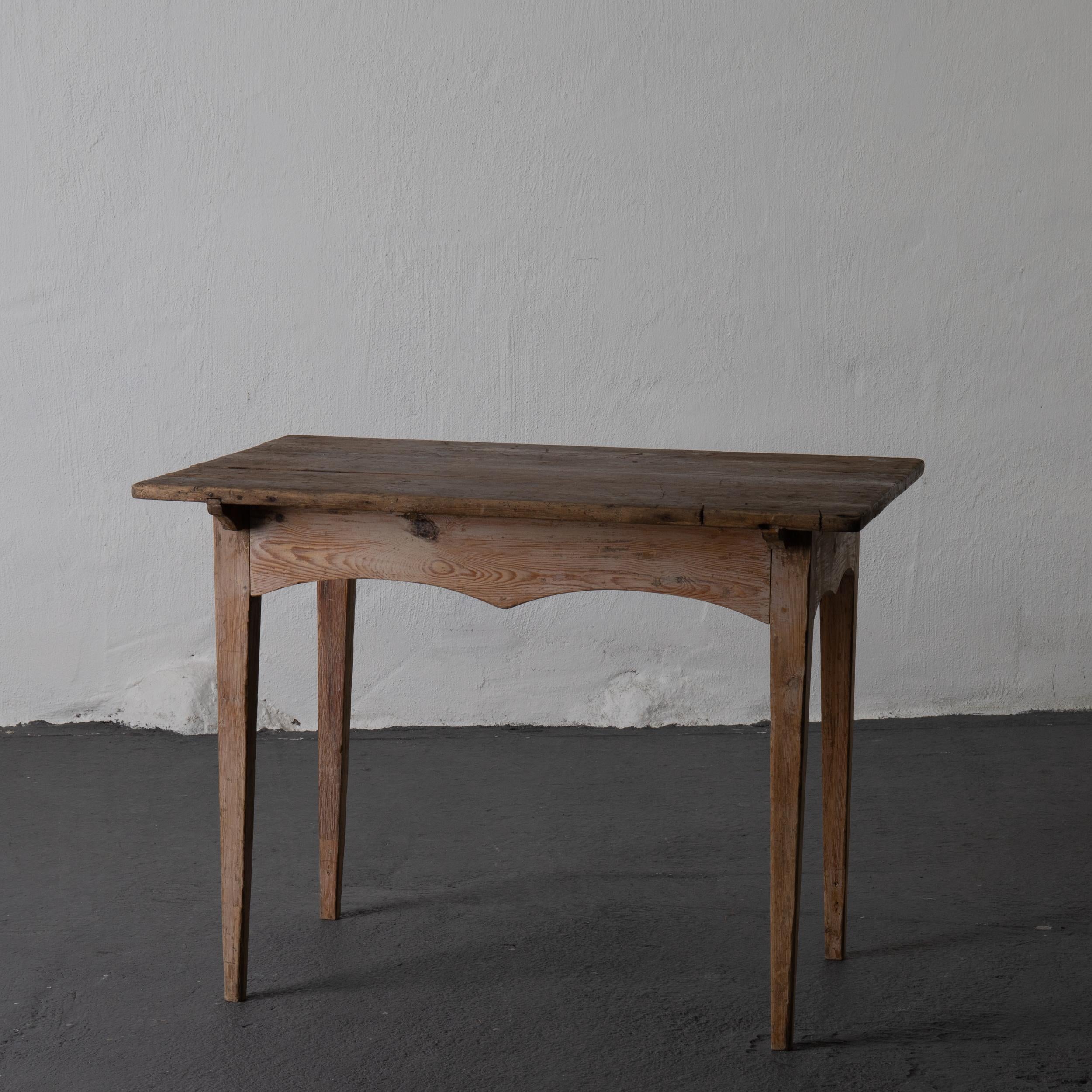 birch wood side table
