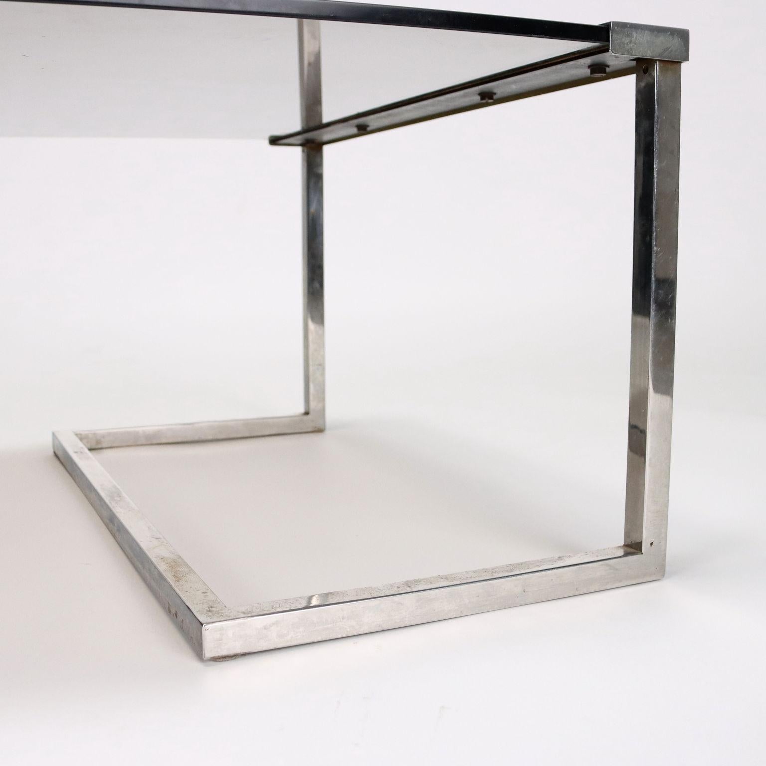20th Century Table Sir T 32 Gallotti e Radice Crystal Italy 1970s-1980s