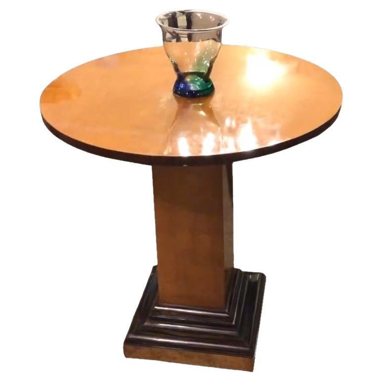 Table, Style: Art Deco, Year: 1920