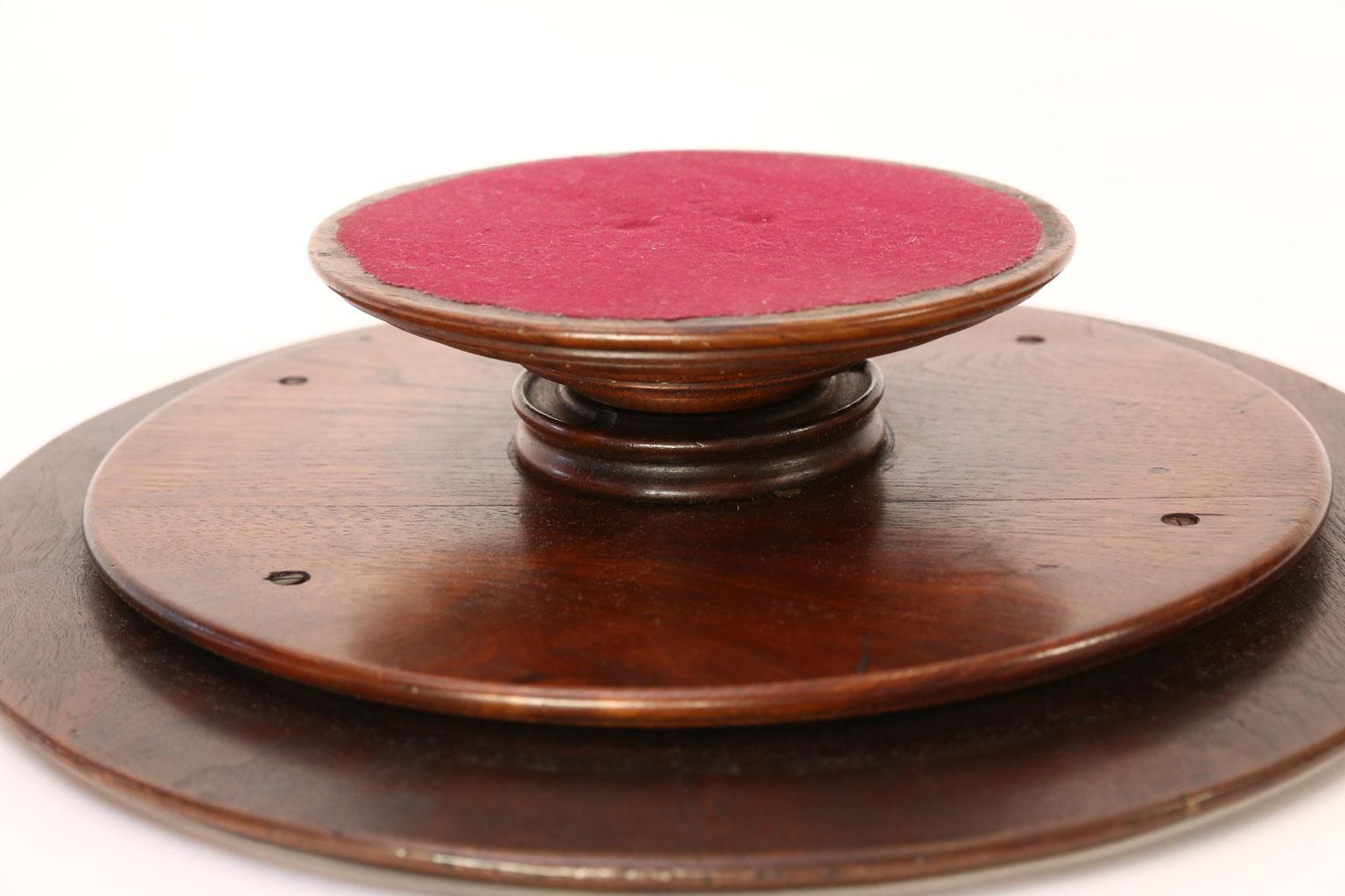 19th Century Tabletop Lazy Susan in Brown English Oak For Sale