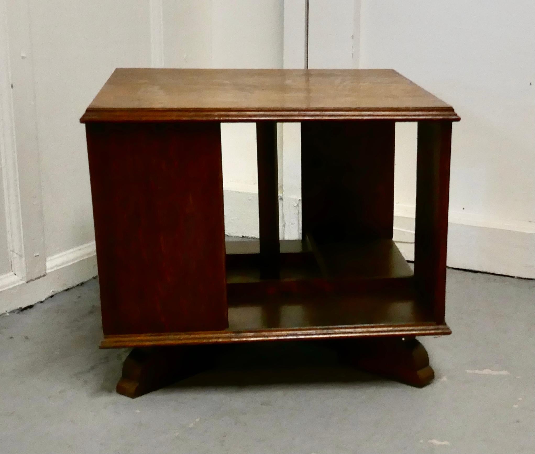 Table top oak revolving bookcase

The bookcase is made in Oak and is of excellent Quality it has wide access on all 4 sides 
The bookcase is in excellent working condition, a good useful piece, and can be used a s a low table or on a table top