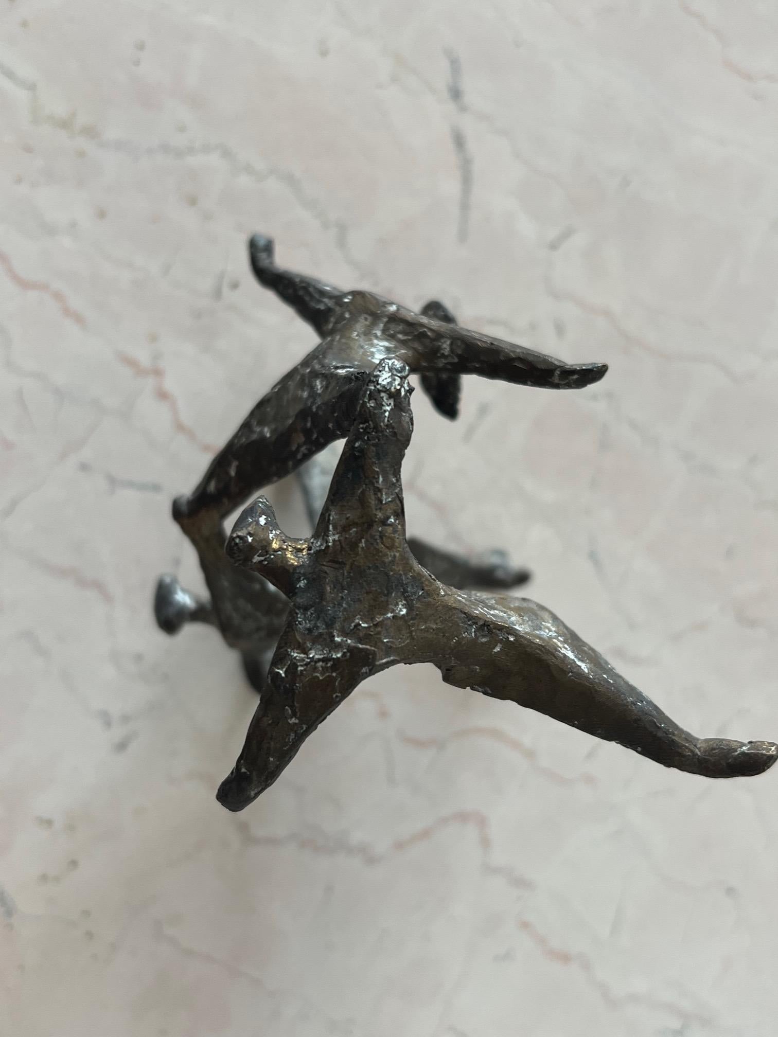 Bronze Sculpture de table en bronze d'Anne Van Kleeck en vente