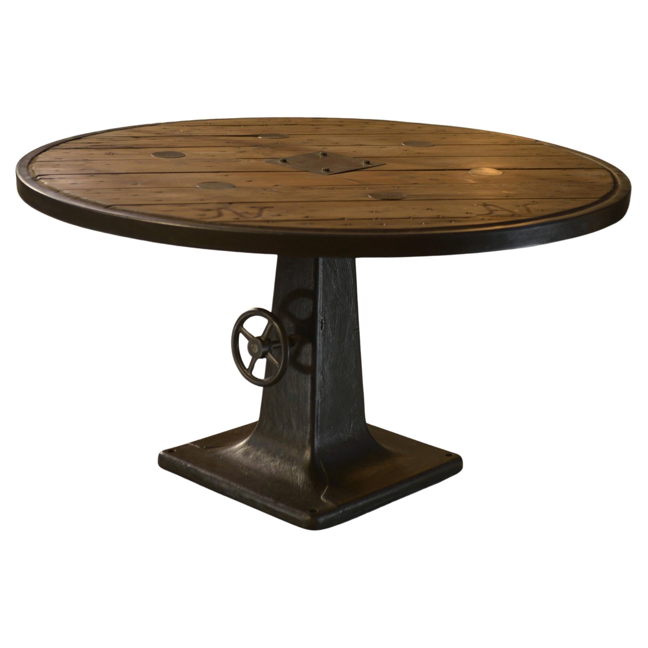 Table touret industriel XIXème in vendita