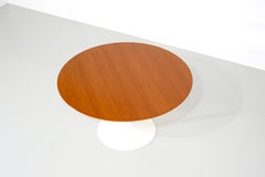 Table Tulip d'Eero Saarinen pour Knoll International, USA 1958.