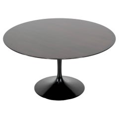 Table Tulip d'Eero Saarinen pour Knoll International, USA 1958.