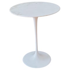 Table Tulipe by Eero Saarinen plateau marbre blanc Knoll International 1957 