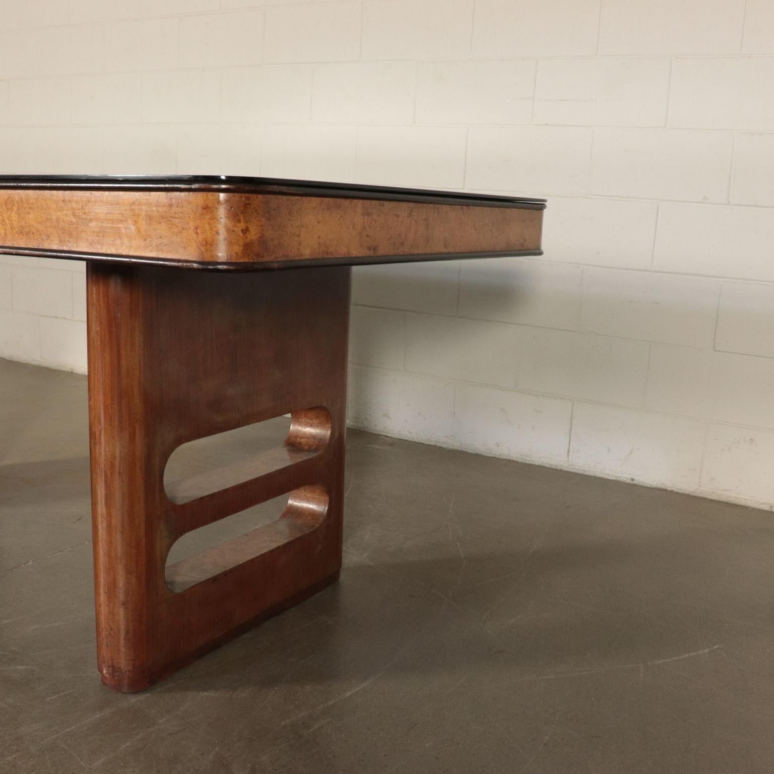 Table Walnut and Burl Veneers and Opaline Glass, Italy, 1940s In Good Condition In Milano, IT