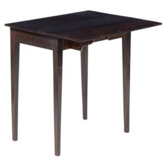 Table with a Noble Wood edge - 19th century