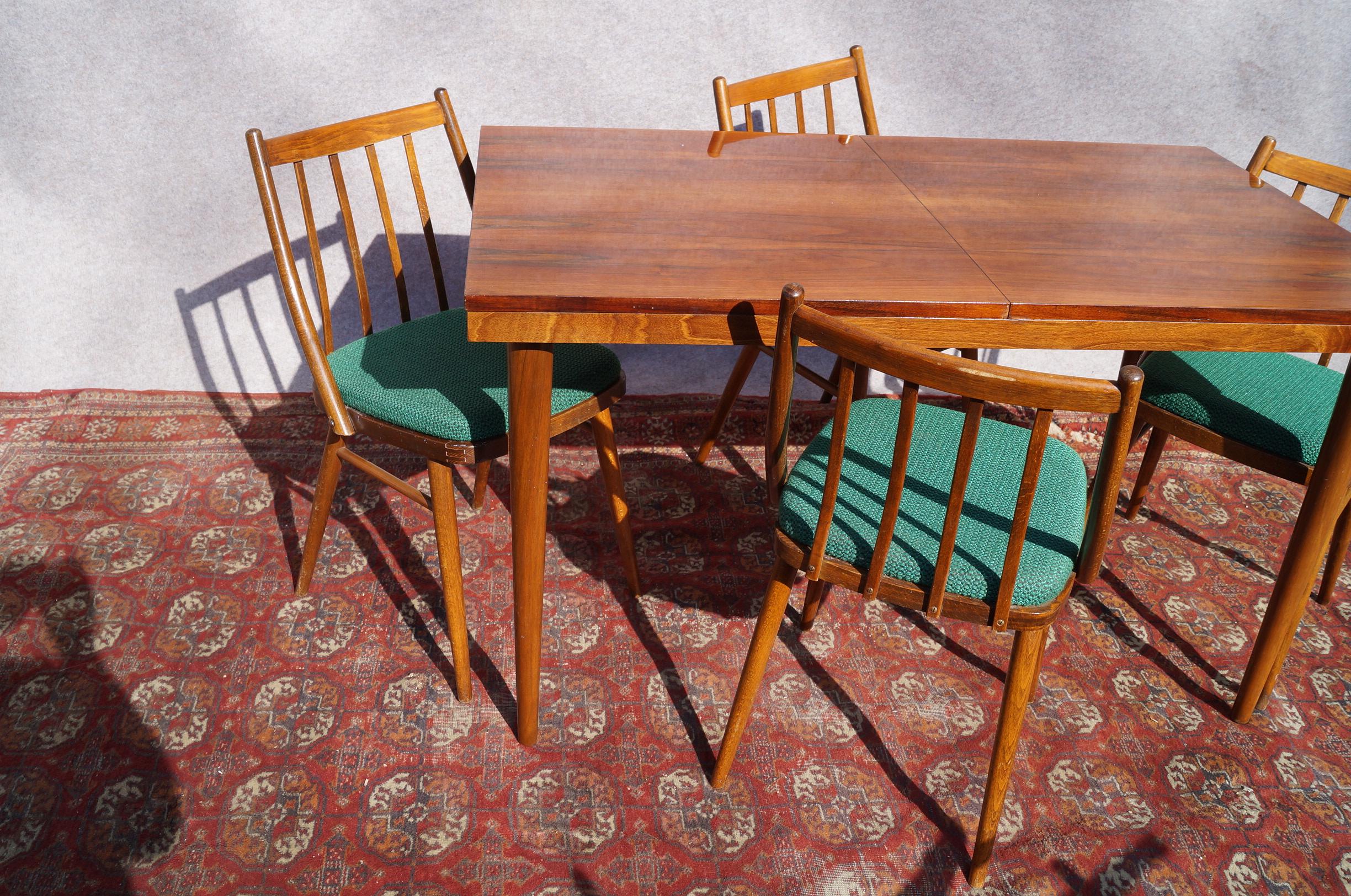 Table with Chairs, 1960 In Fair Condition For Sale In Kraków, Małopolska