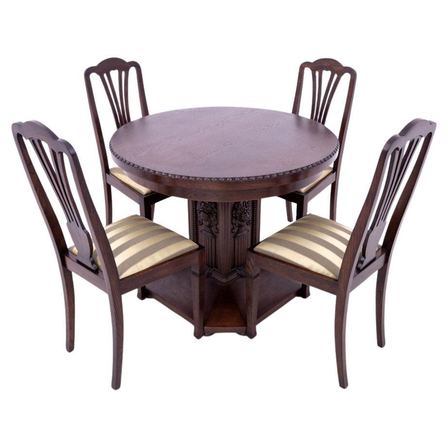 Art Nouveau wardrobe from the early 20th century, France. For Sale at