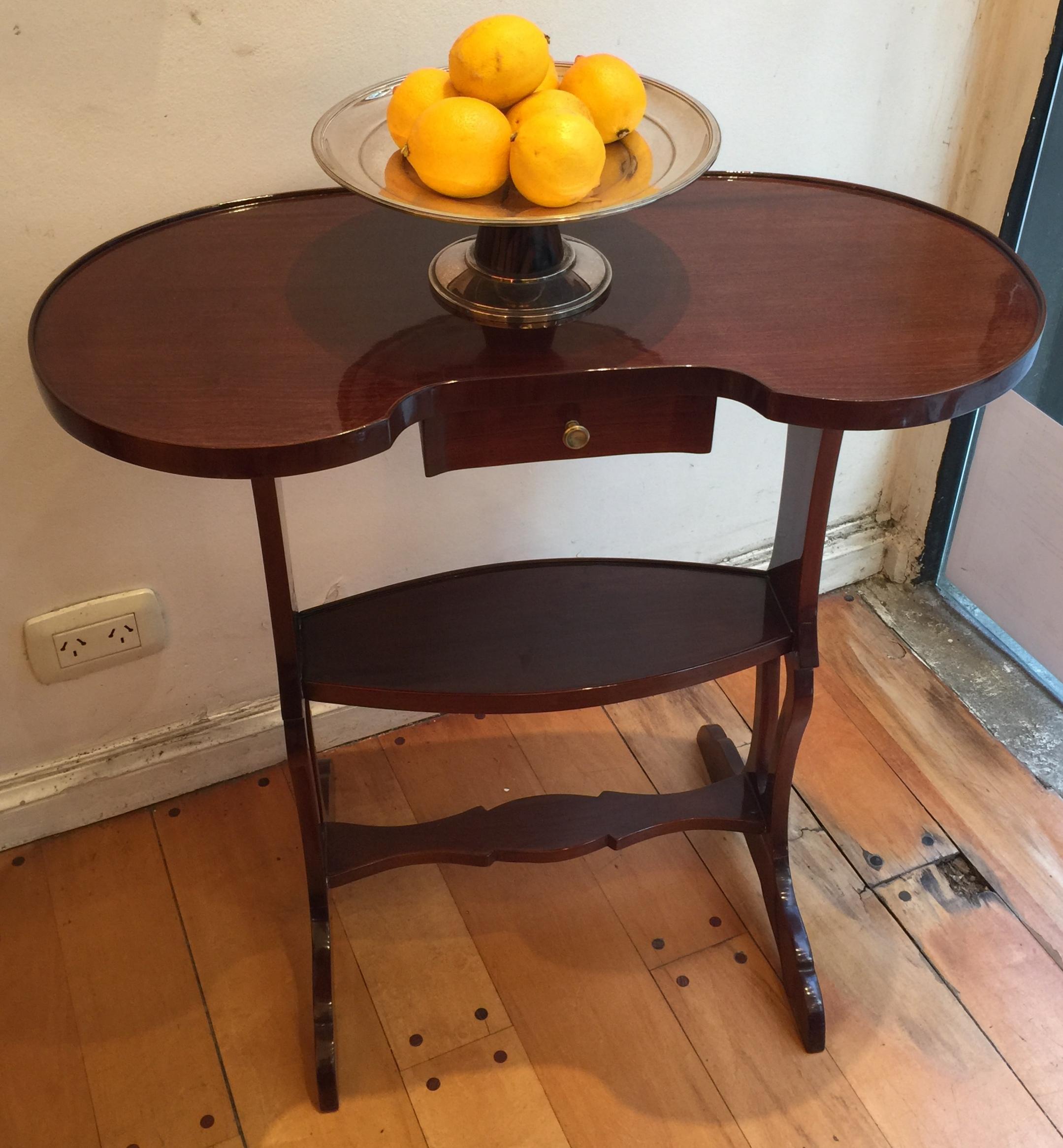 Table with Drawer in Wood, 1920, France In Good Condition For Sale In Ciudad Autónoma Buenos Aires, C