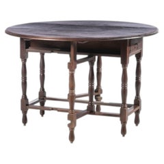 Table with flaps