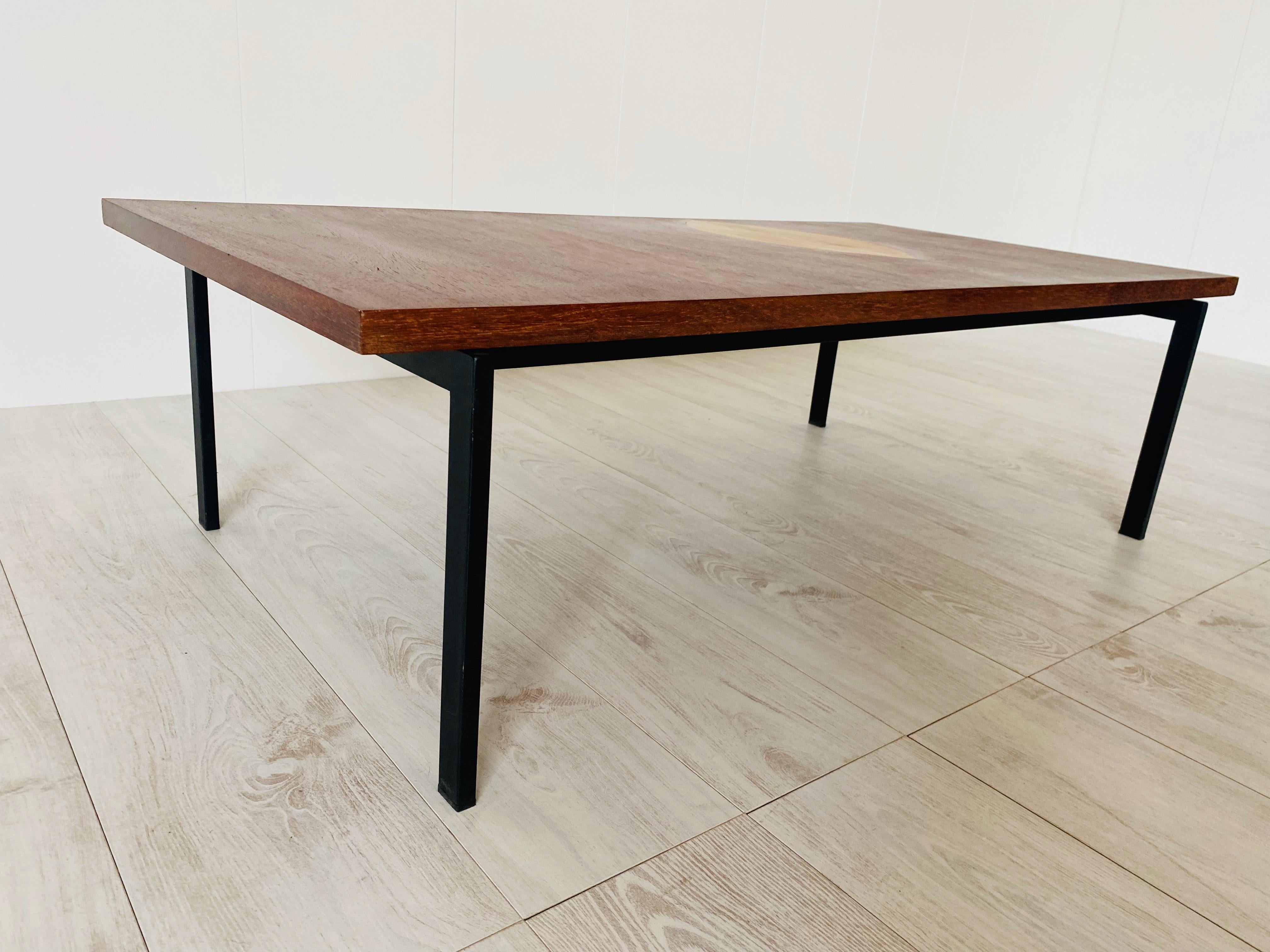 Mid-20th Century Table with Inlaid Leaf in Birch by Tapio Wirkkala For Sale