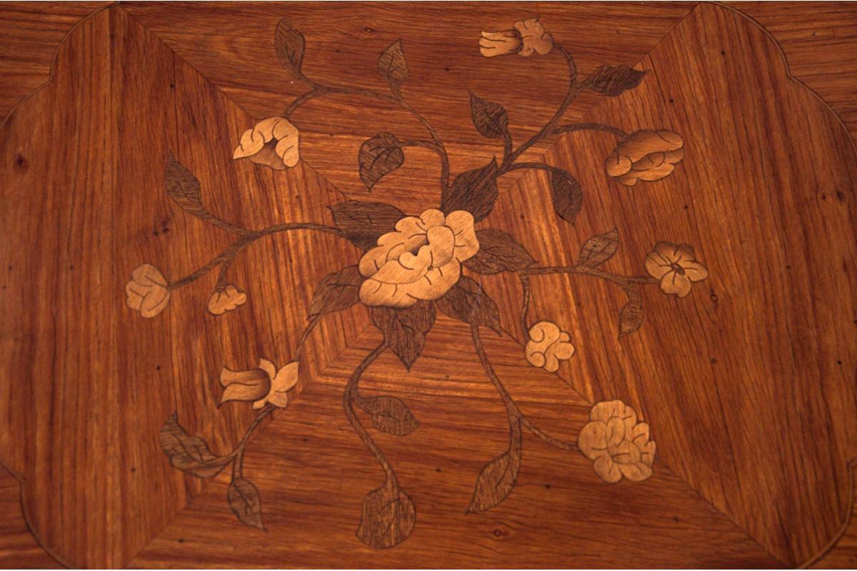 Table with Inlaid Top, France, Early 20th Century In Good Condition In Chorzów, PL