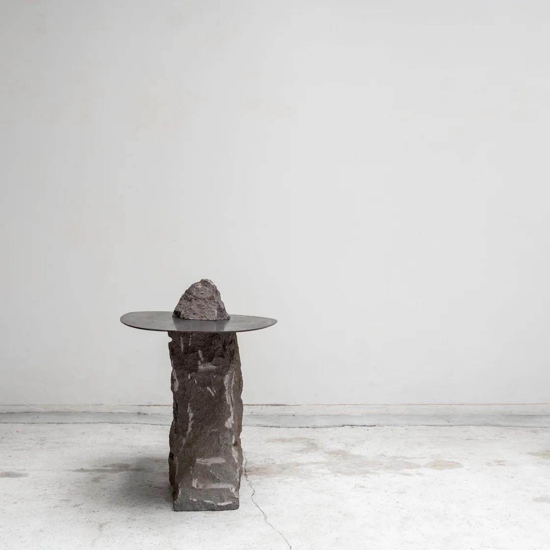 Table with Iron Top and Antique Stone, Japan, Wabi-Sabi Siglo XXI y contemporáneo en venta