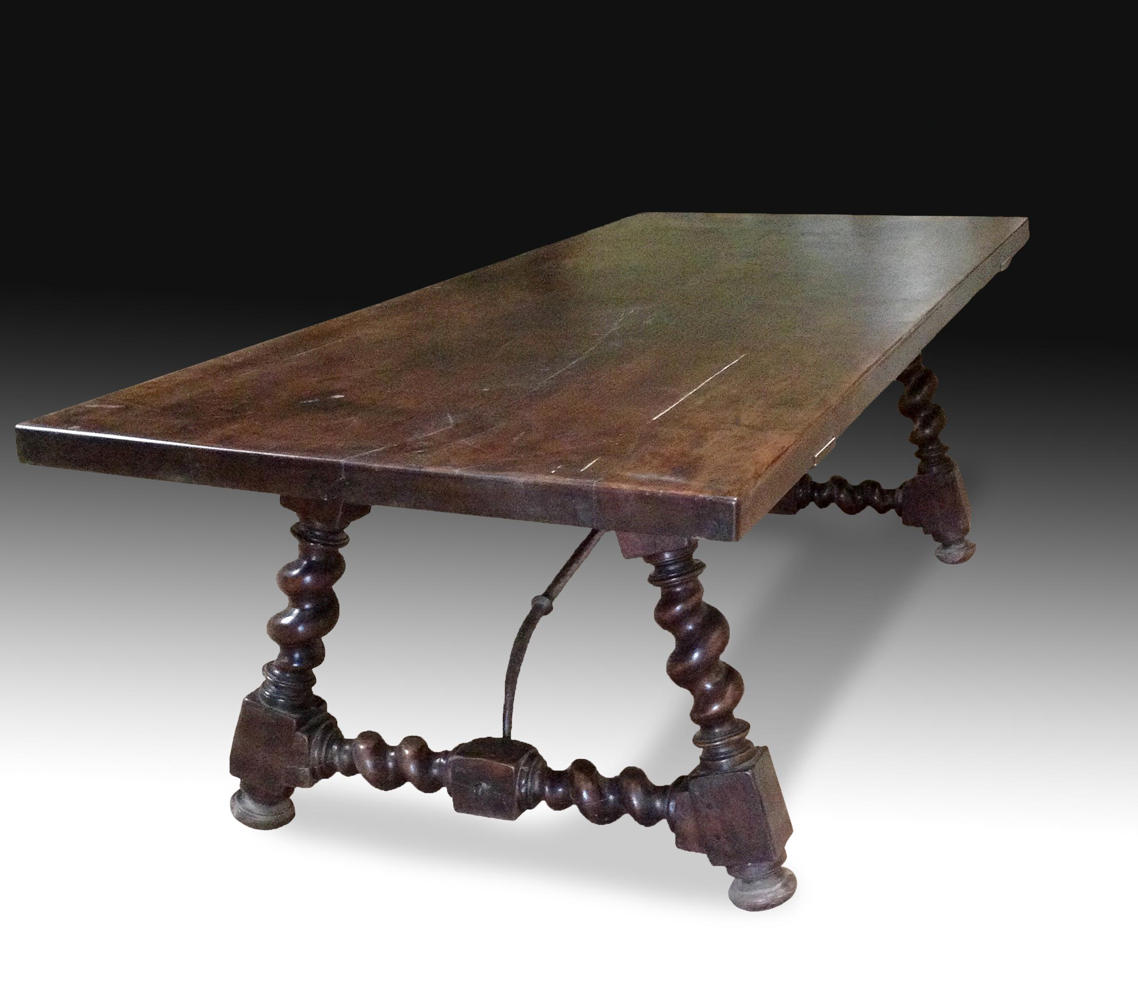 European Table with Solomonic Leg Walnut Wood, Metal 20th Century For Sale