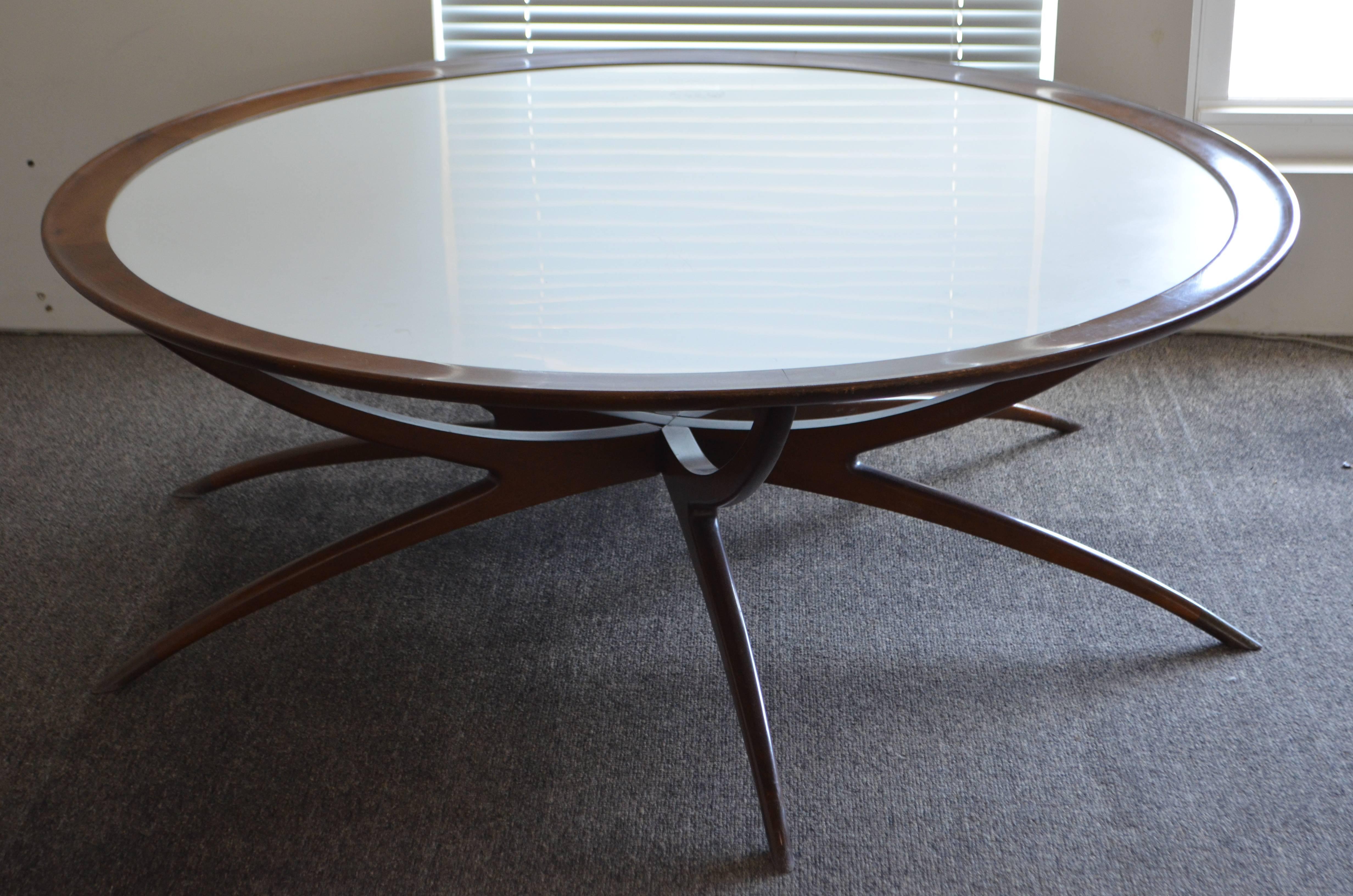 Table with Spider Leg Base and Milk Glass Top Attributed to Carlo di Carli In Good Condition In Madison, WI
