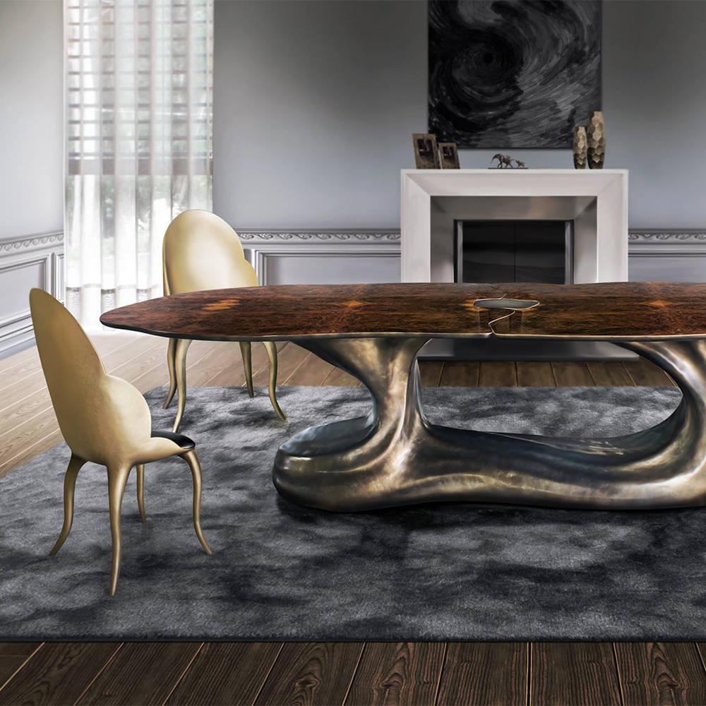 Dali Dining Table with Top in Two Parts Lacquered Burl Elm High Gloss In Excellent Condition For Sale In Paris, FR