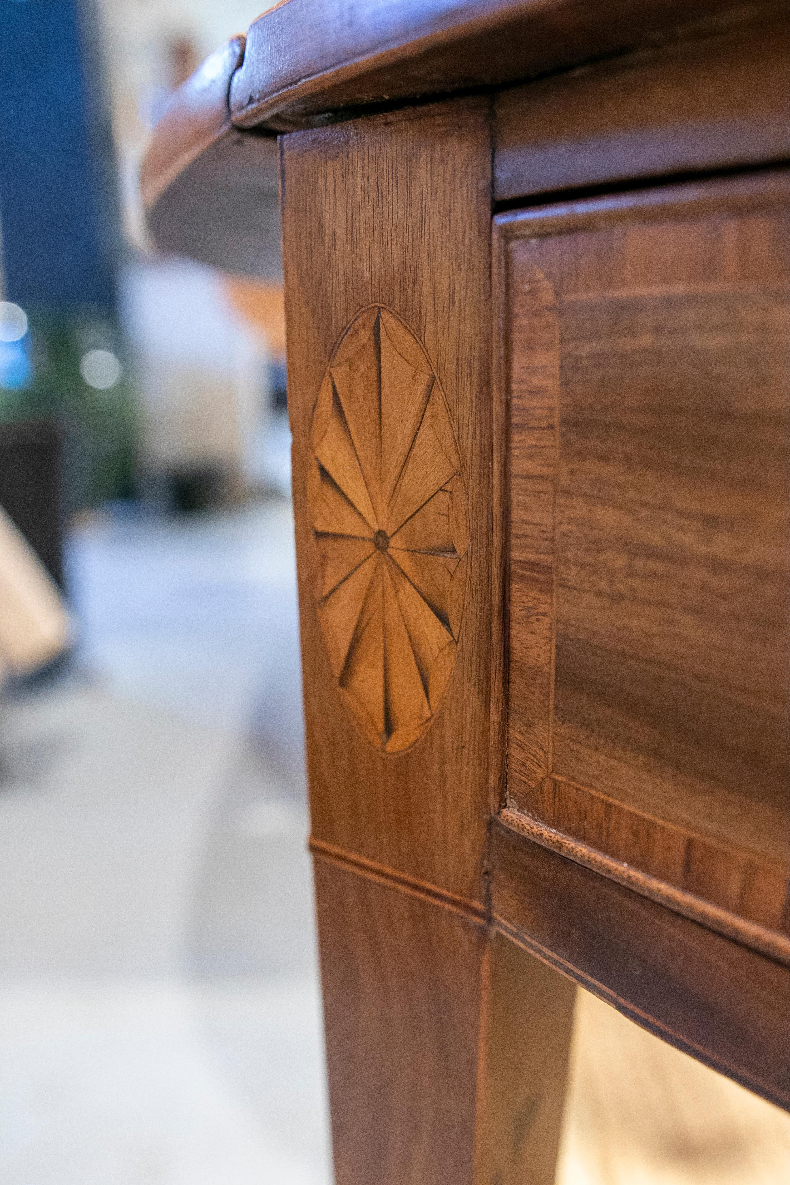 Wood Table with Wings and Drawers on the Sides with Folding Laterales and Handles