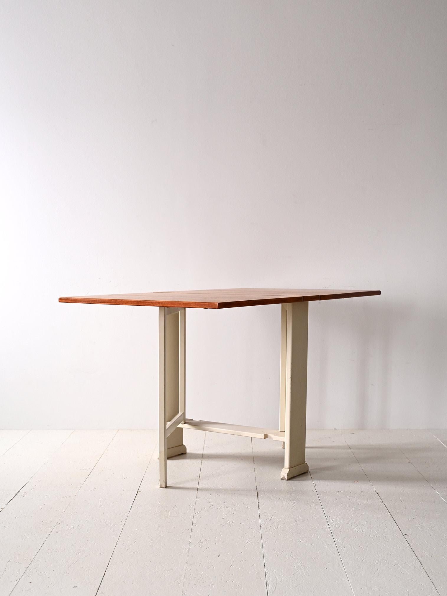 Table with wings by Carl Malmsten In Good Condition For Sale In Brescia, IT