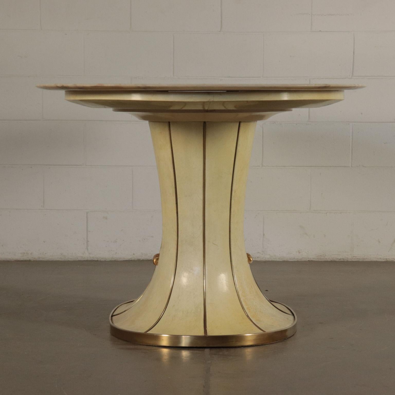 Table Wood Marble Brass and Parchment 1940s-1950s Italian Prodution 7