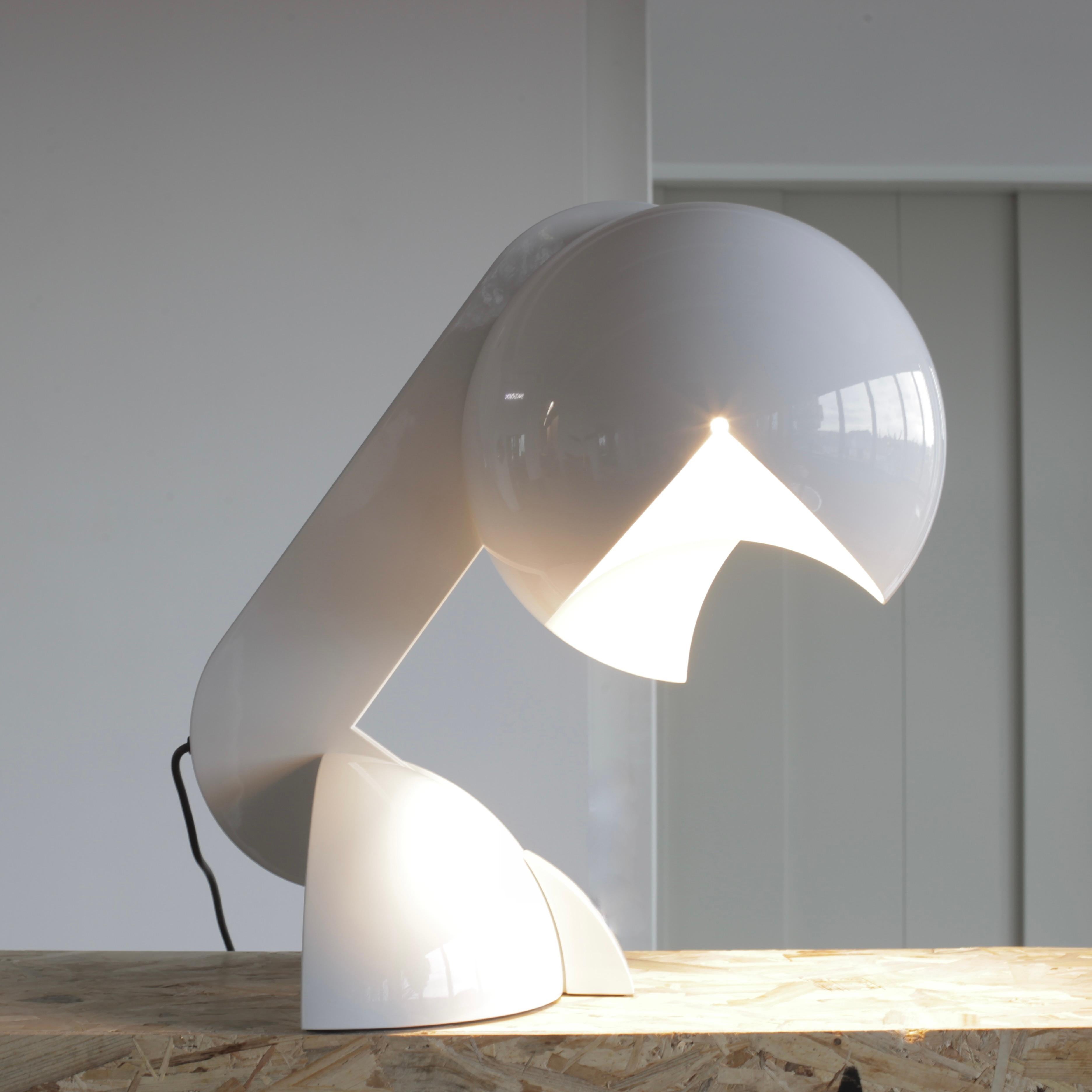 Tablel Lamp 'RUSPA' by Gae AULENTI For Sale 2