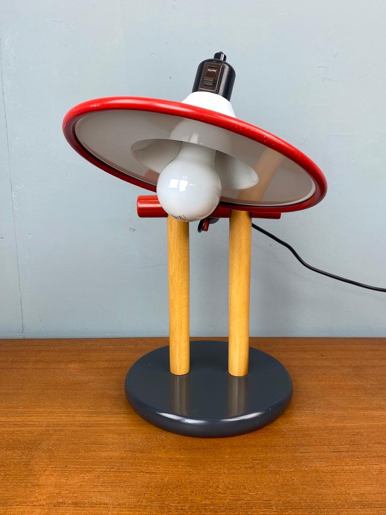 Tablelamp 'Colorín' by Eduardo Albors for Lamsar - Memphis 3