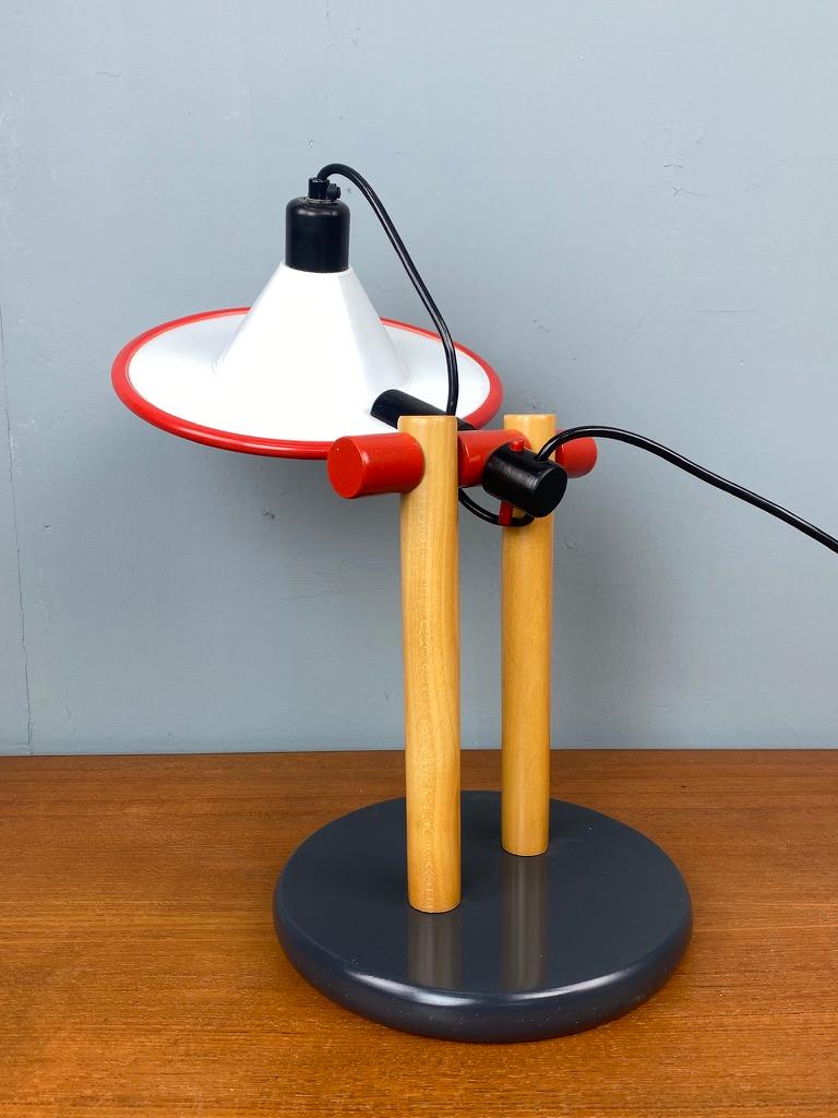 Tablelamp 'Colorín' by Eduardo Albors for Lamsar - Memphis 1