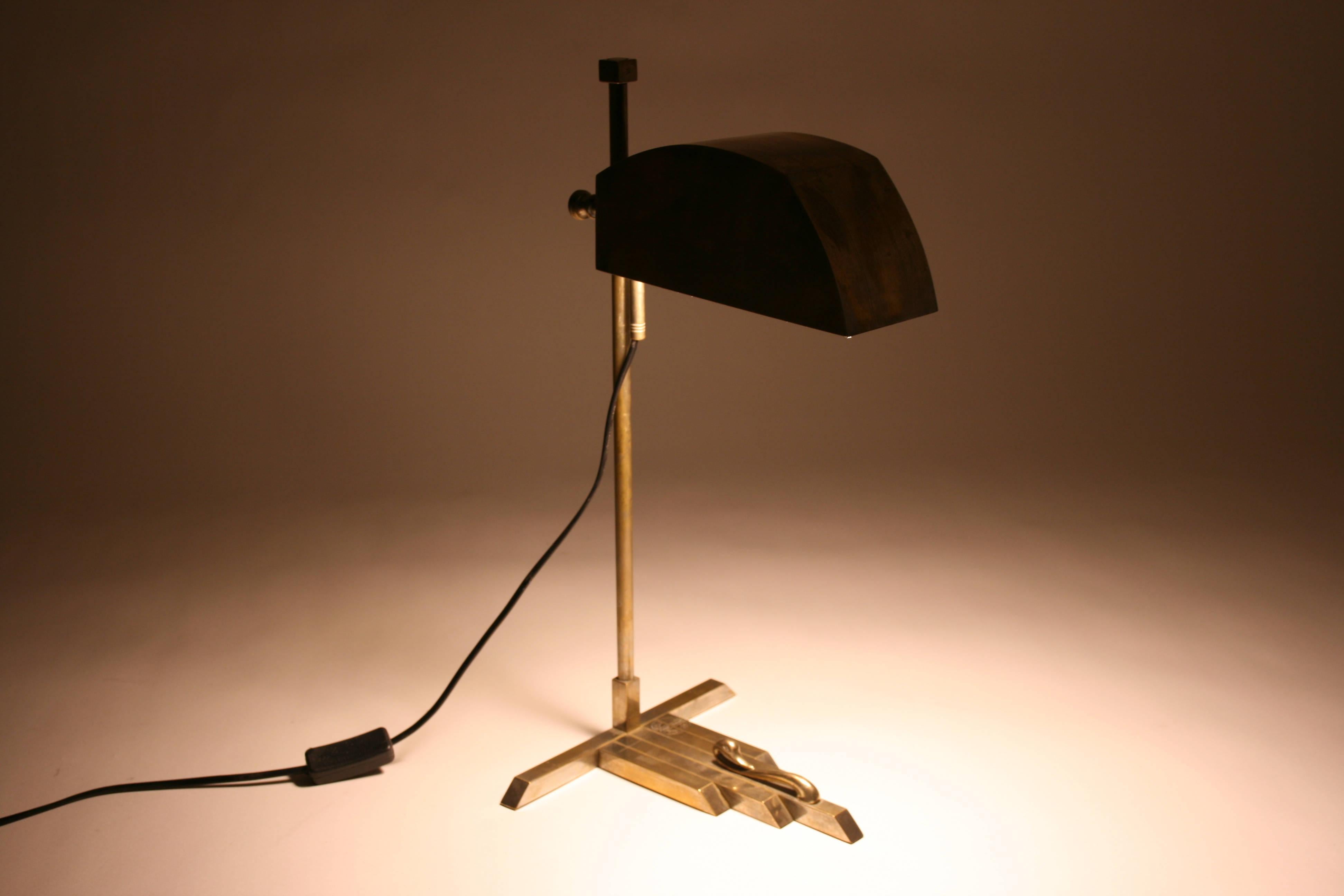 Tablelamp Original Design by Marcel Breuer Art Deco Style Brass, Paris, 1925 For Sale 4