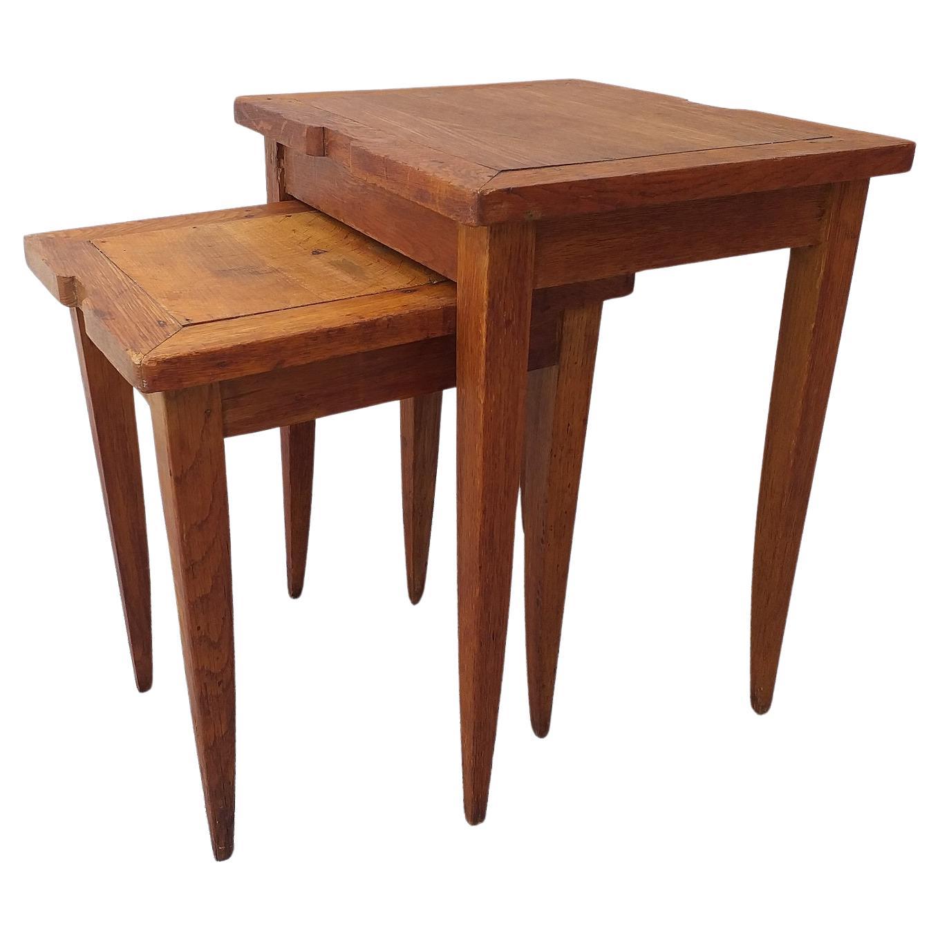 Tables d'appoint en bois For Sale