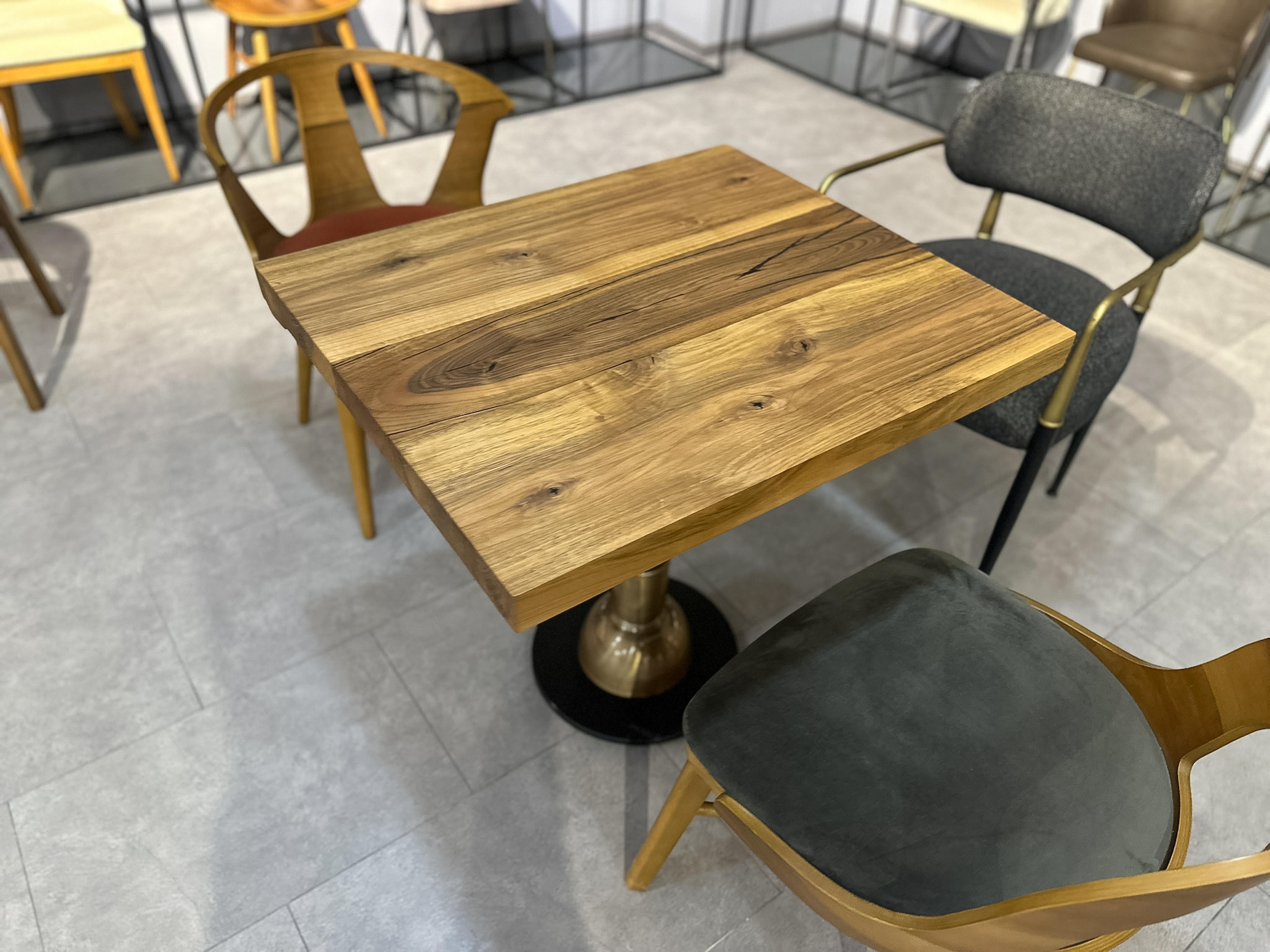 Tables For Restaurants - Walnut Wood Dining Table - Custom Kitchen Table In New Condition For Sale In İnegöl, TR