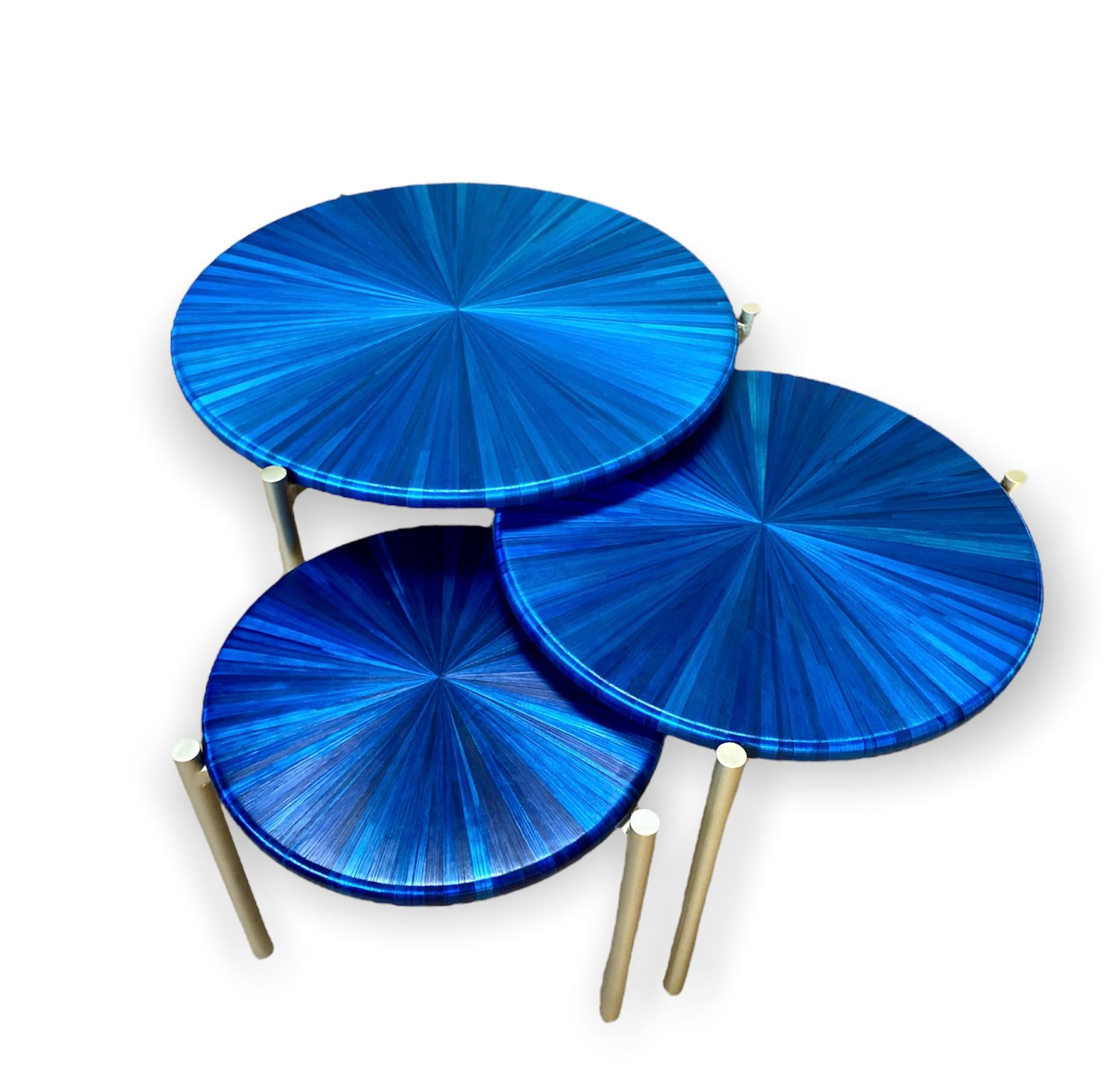Tables gigognes Soleils bleus 3