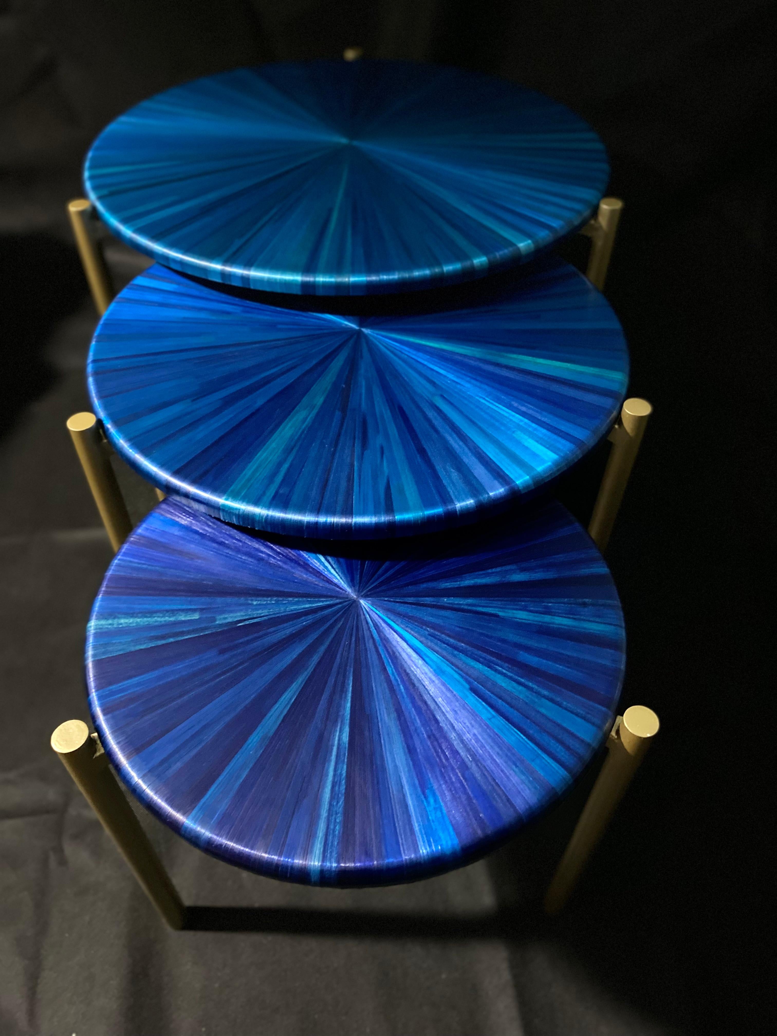 Tische gigognes Soleils bleus im Zustand „Neu“ in ARSAC, FR