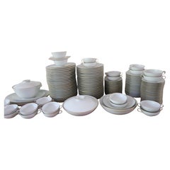 Vajilla de porcelana KPM Berlin Urbino de Trude Petri para 24 personas