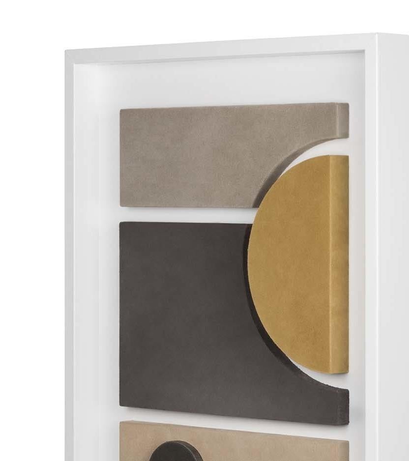 Italiano Scultura decorativa da parete Tabou con cornice bianca #4 in vendita