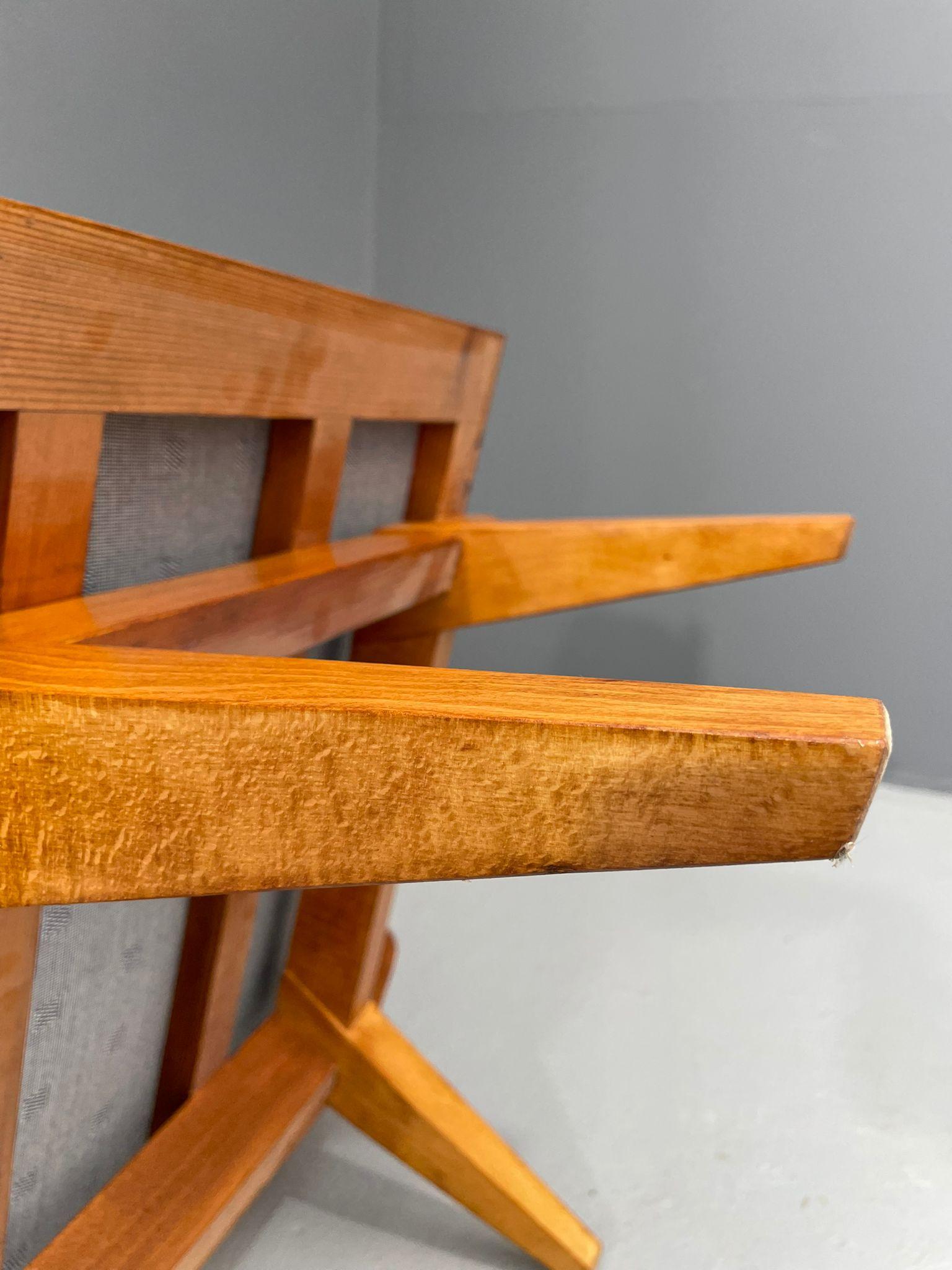 Tabouret de František Jirák para Tatra Nábytok, años 60 en venta 9