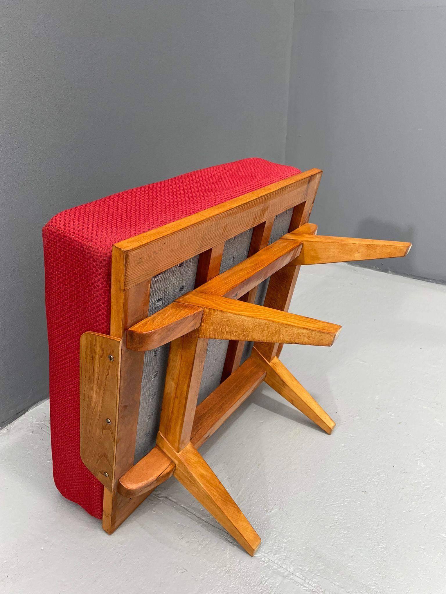 Tabouret de František Jirák para Tatra Nábytok, años 60 siglo XX en venta