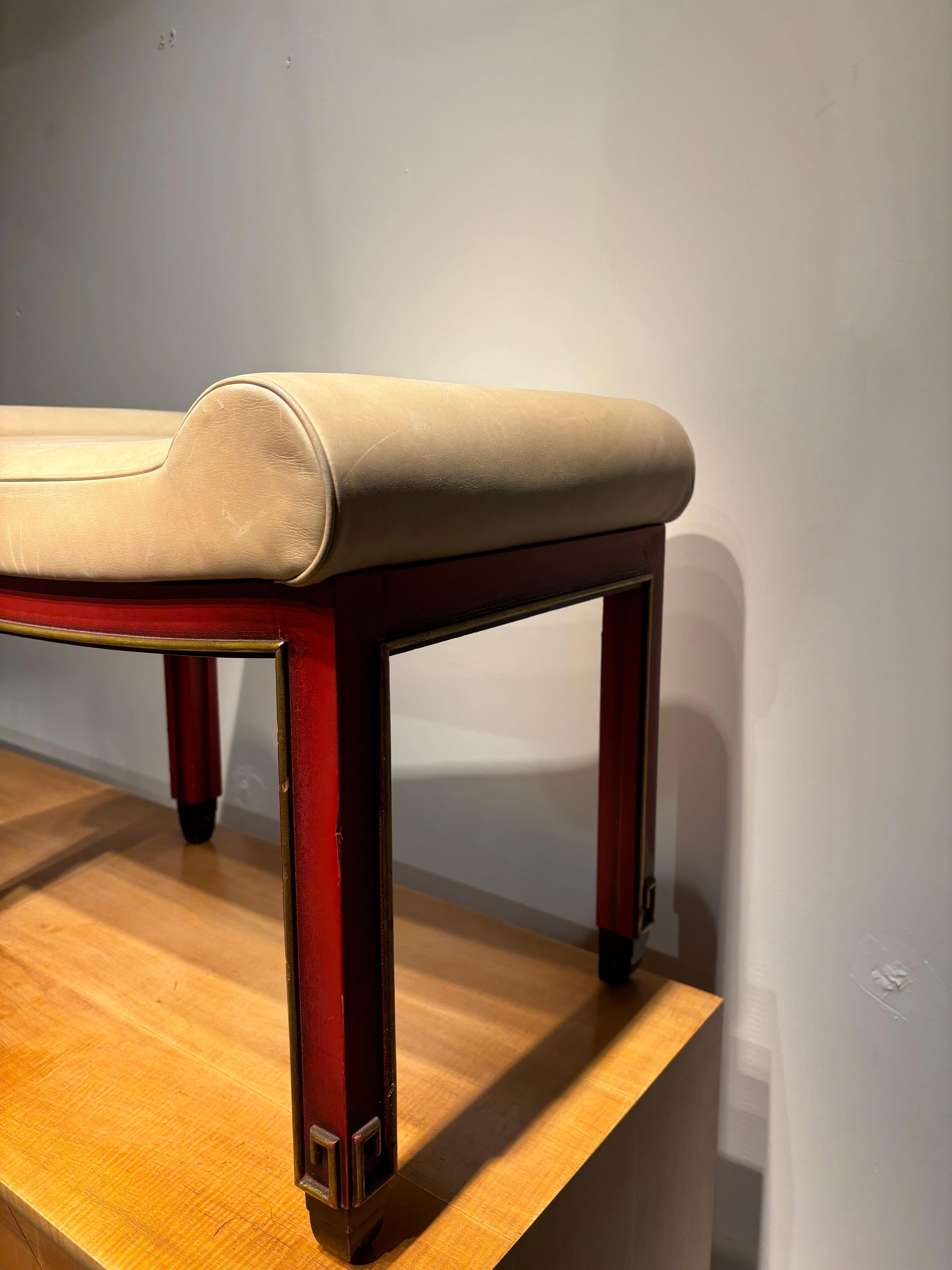 Milieu du XXe siècle Tabouret de décorateur en vente