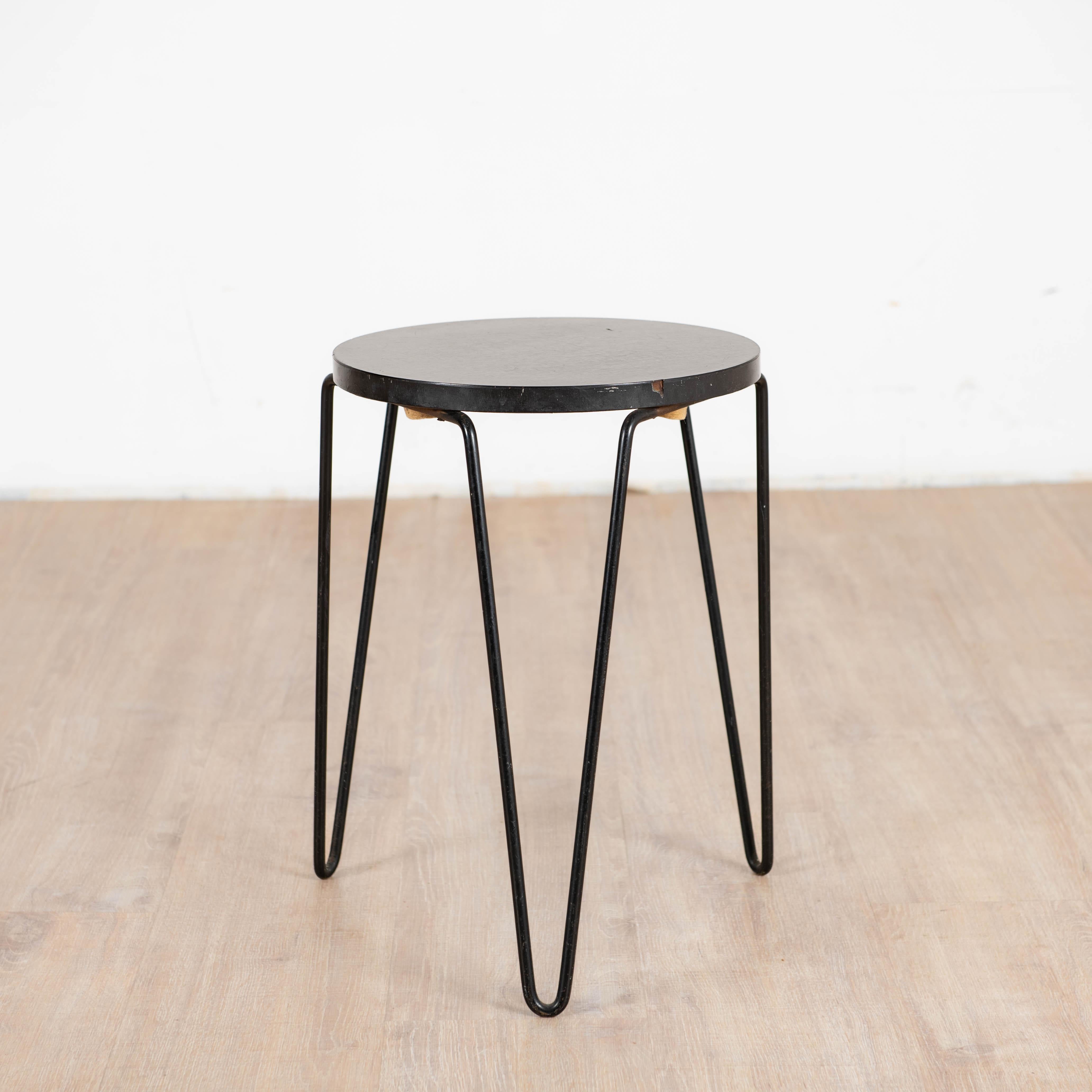 Mid-20th Century Tabouret modèle 