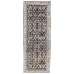 Tapis de couloir persan ancien multicolore Tabriz avec motif Herati sur fond noir