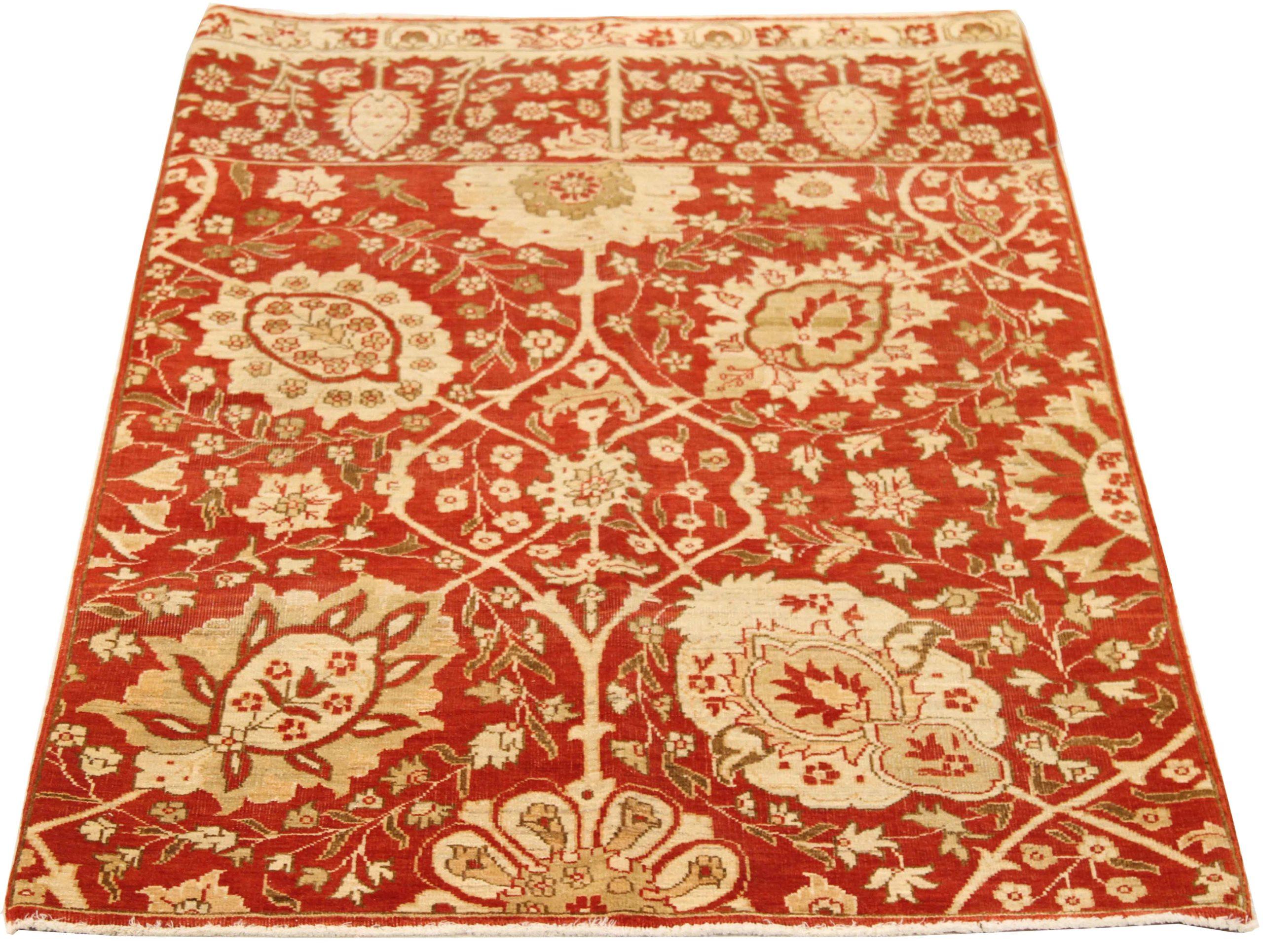 Scopri l'eleganza di questo tappeto Tabriz unico nel suo genere, caratterizzato da tappeti CIRCA del 1990. Progettato con una meticolosa attenzione ai dettagli, questo design esclusivo è perfetto per valorizzare il tuo spazio.