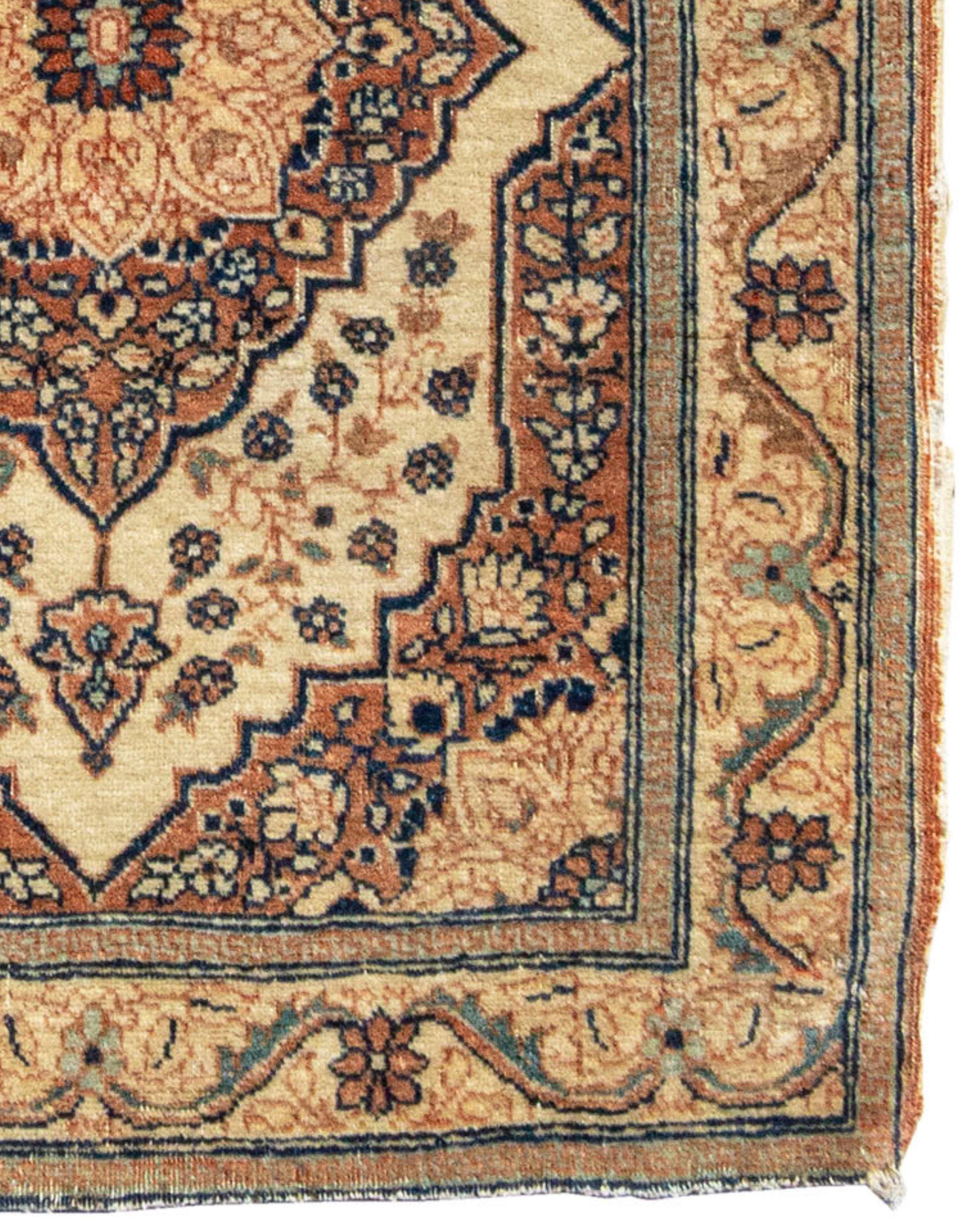 Tabriz Mat, c. 1900 In Excellent Condition For Sale In San Francisco, CA