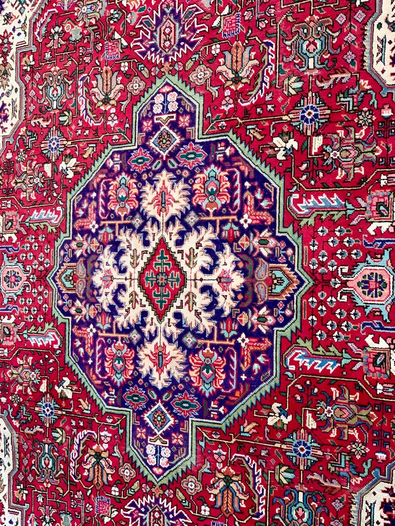 Tabriz Oriental Rug For Sale at 1stDibs