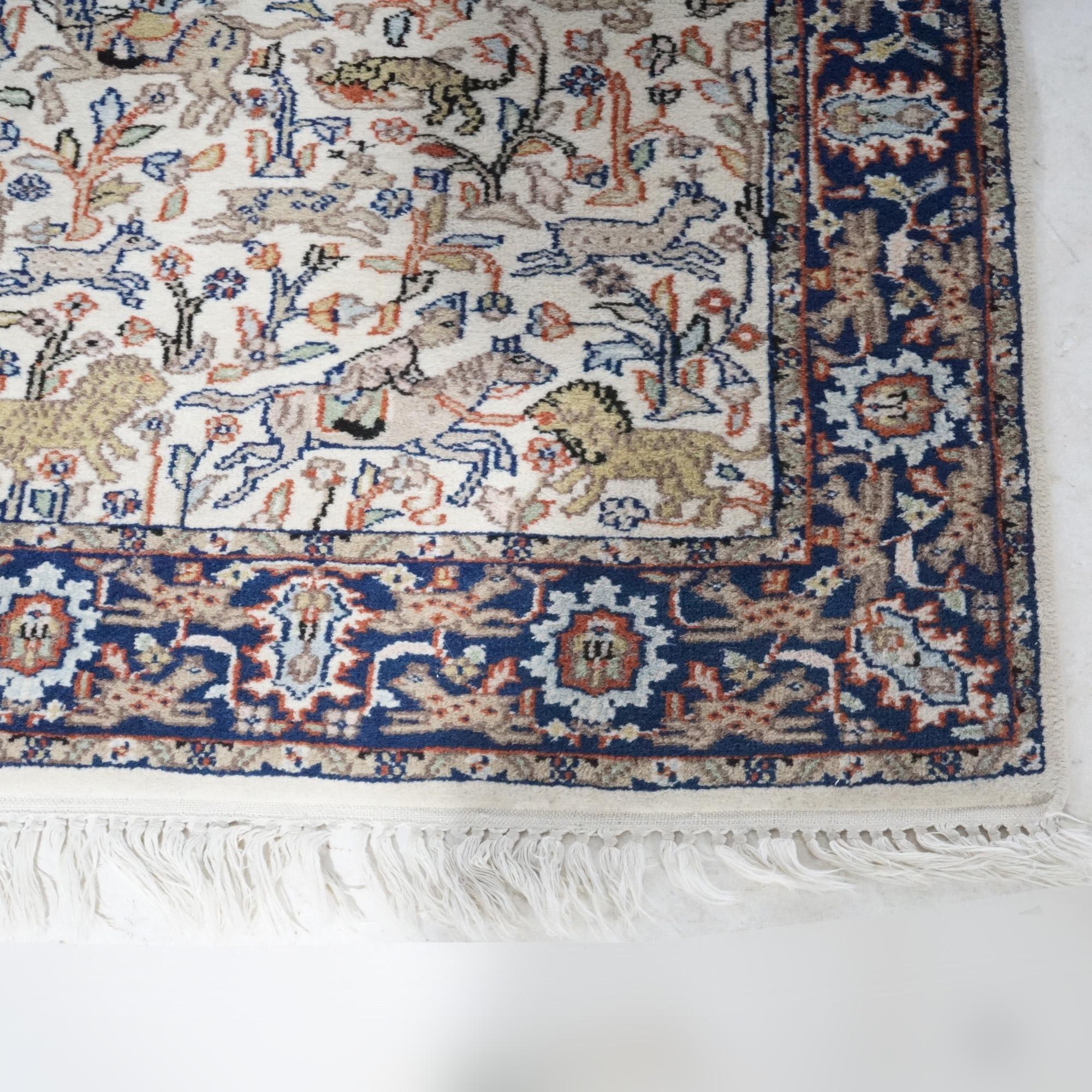 Orientalischer Jagdteppich aus Wolle mit Figuren und Tieren aus Täbris, 20. Jahrhundert im Angebot 8