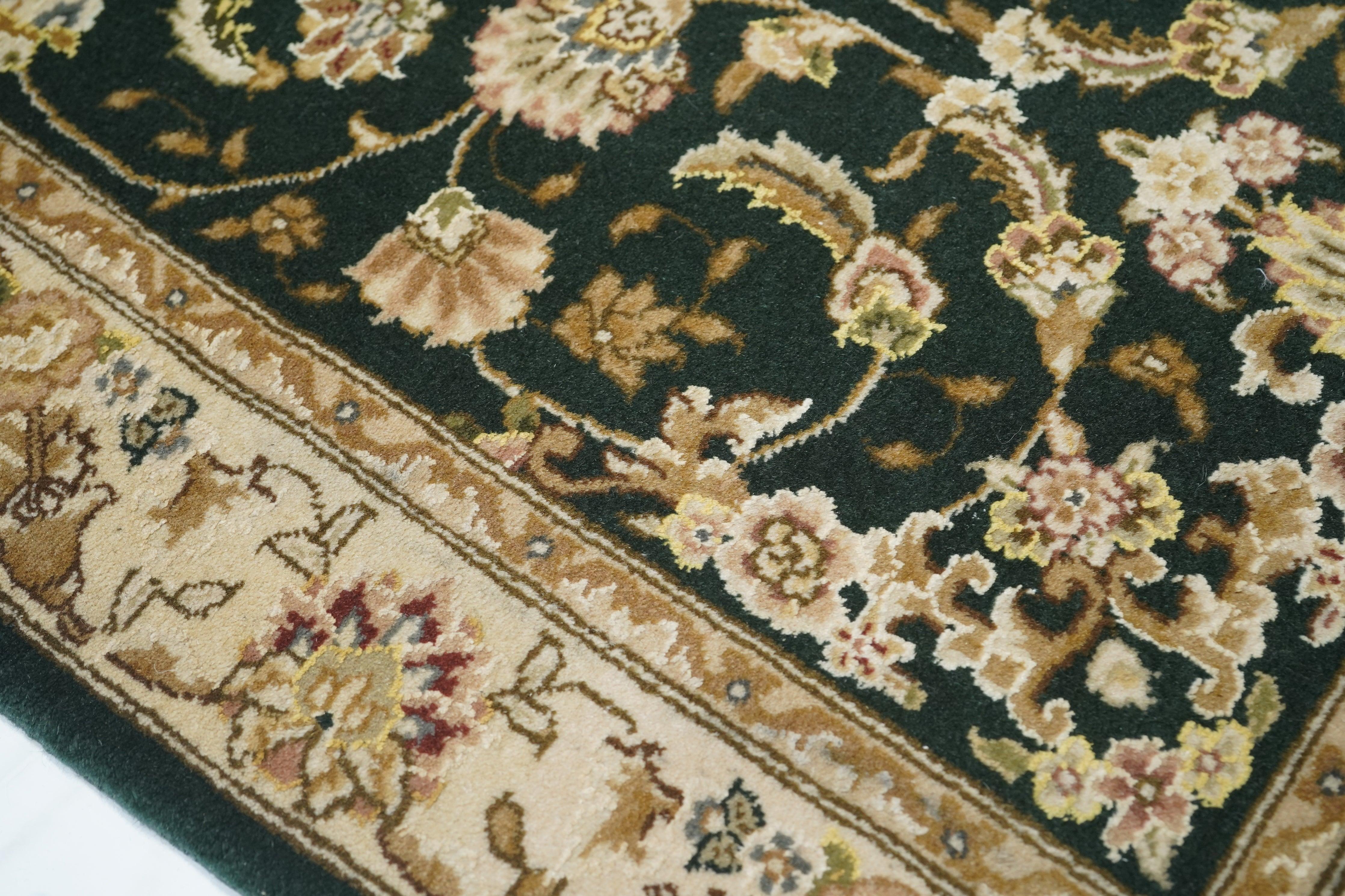 Tappeto Tabriz in lana dal design persiano 2'3'' x 10'0'' In condizioni Nuovo in vendita a New York, NY