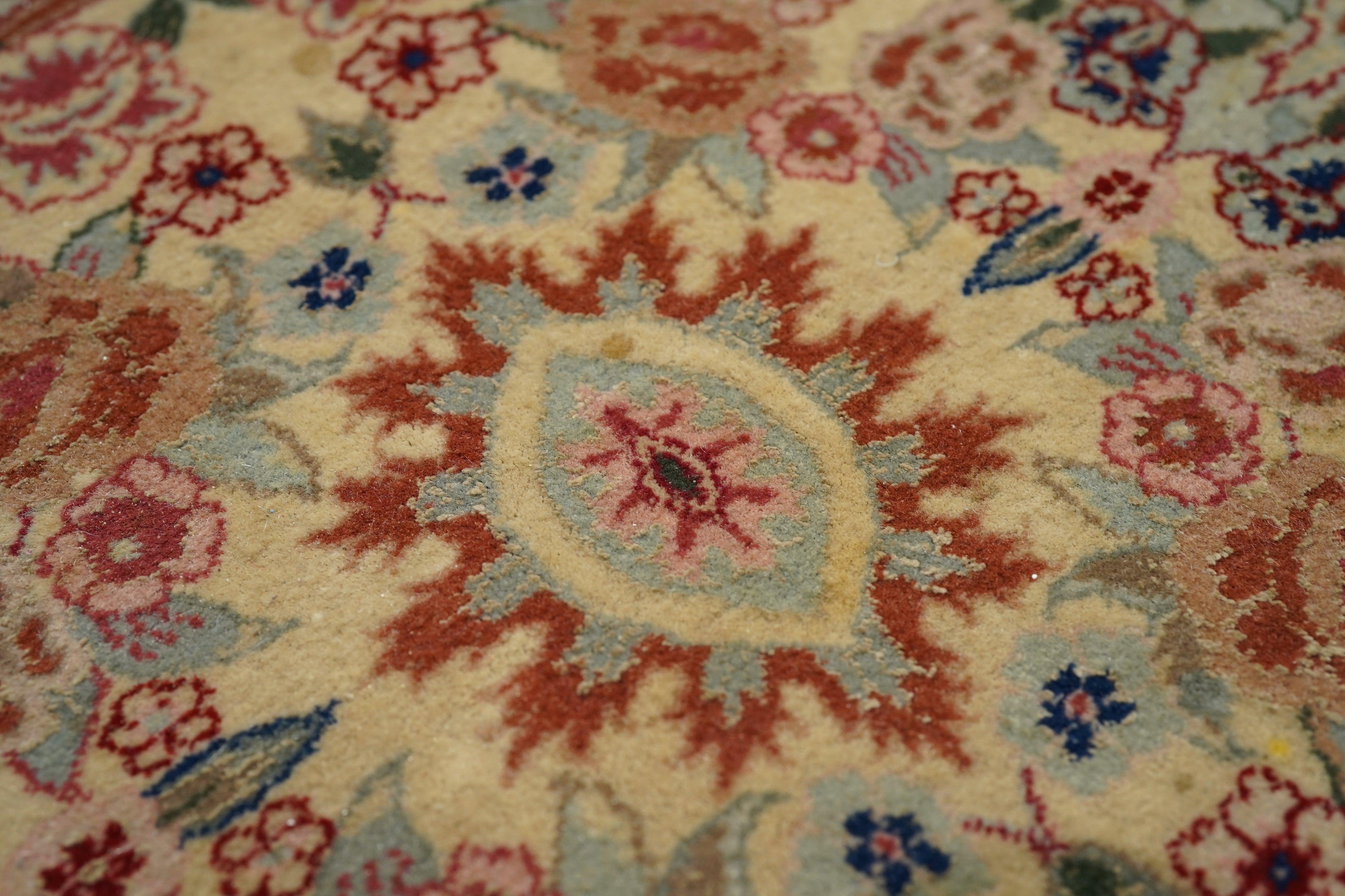 Tabriz-Teppich 5'8'' x 8'2'' (Wolle) im Angebot
