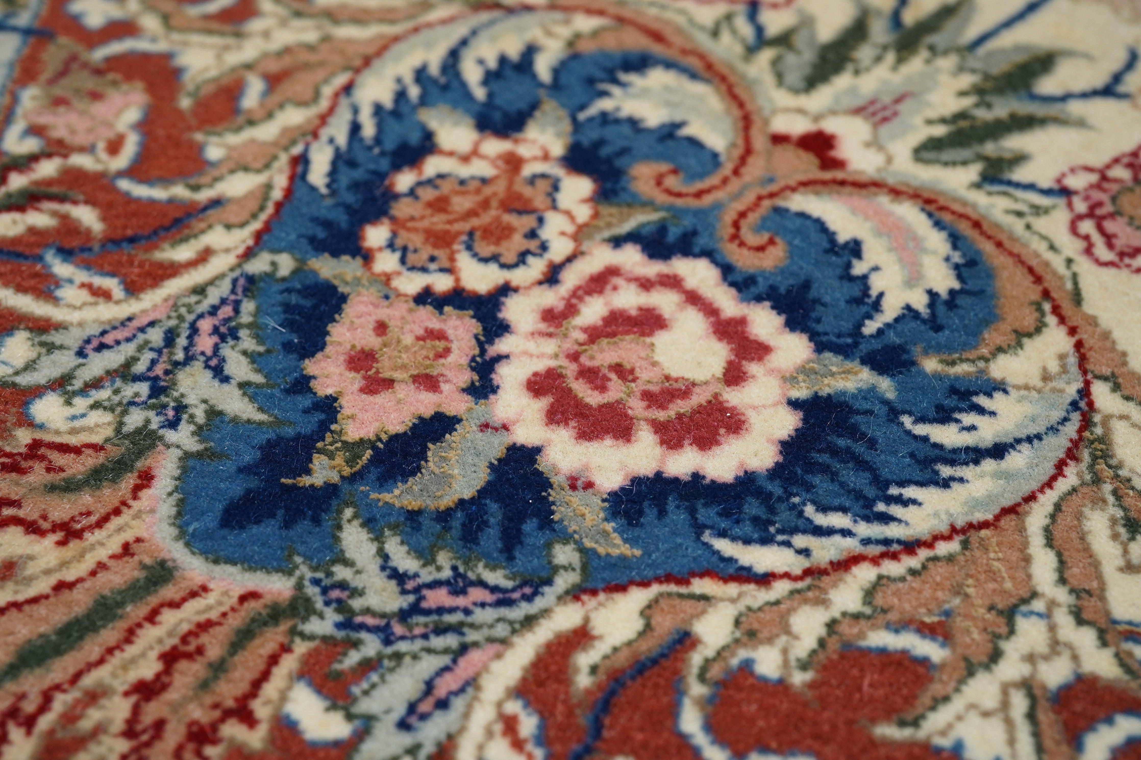 Tabriz-Teppich 5'8'' x 8'2'' im Angebot 1